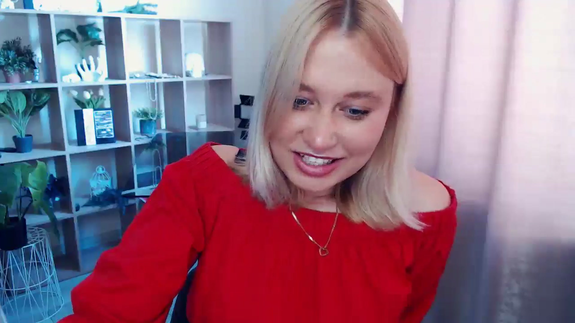 Gallery image thumbnail from Kukla_kolduna's myfreecams stream on, 07/14/2025, 08:16 image 13 of 20