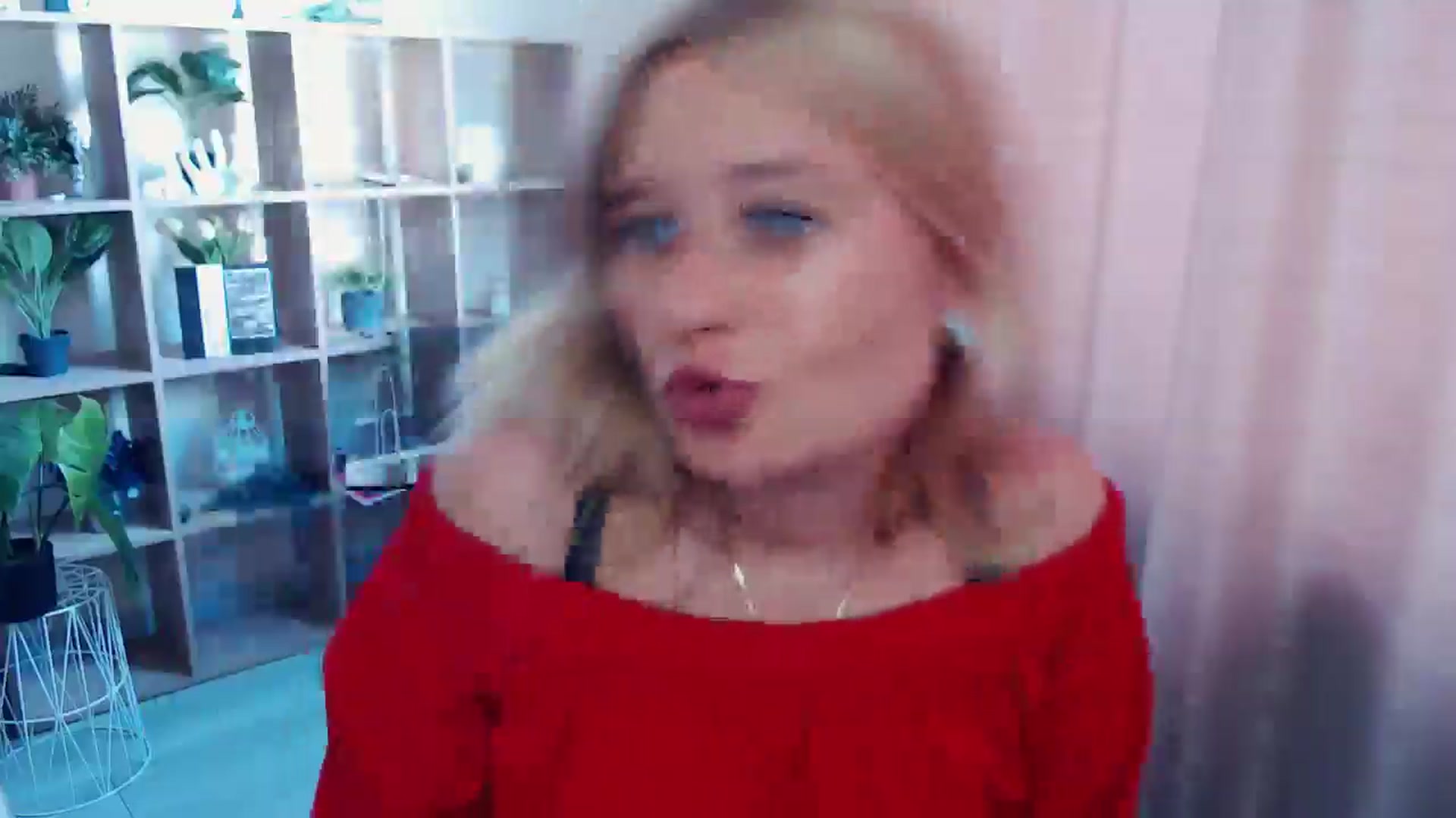 Gallery image thumbnail from Kukla_kolduna's myfreecams stream on, 07/14/2025, 12:32 image 5 of 20