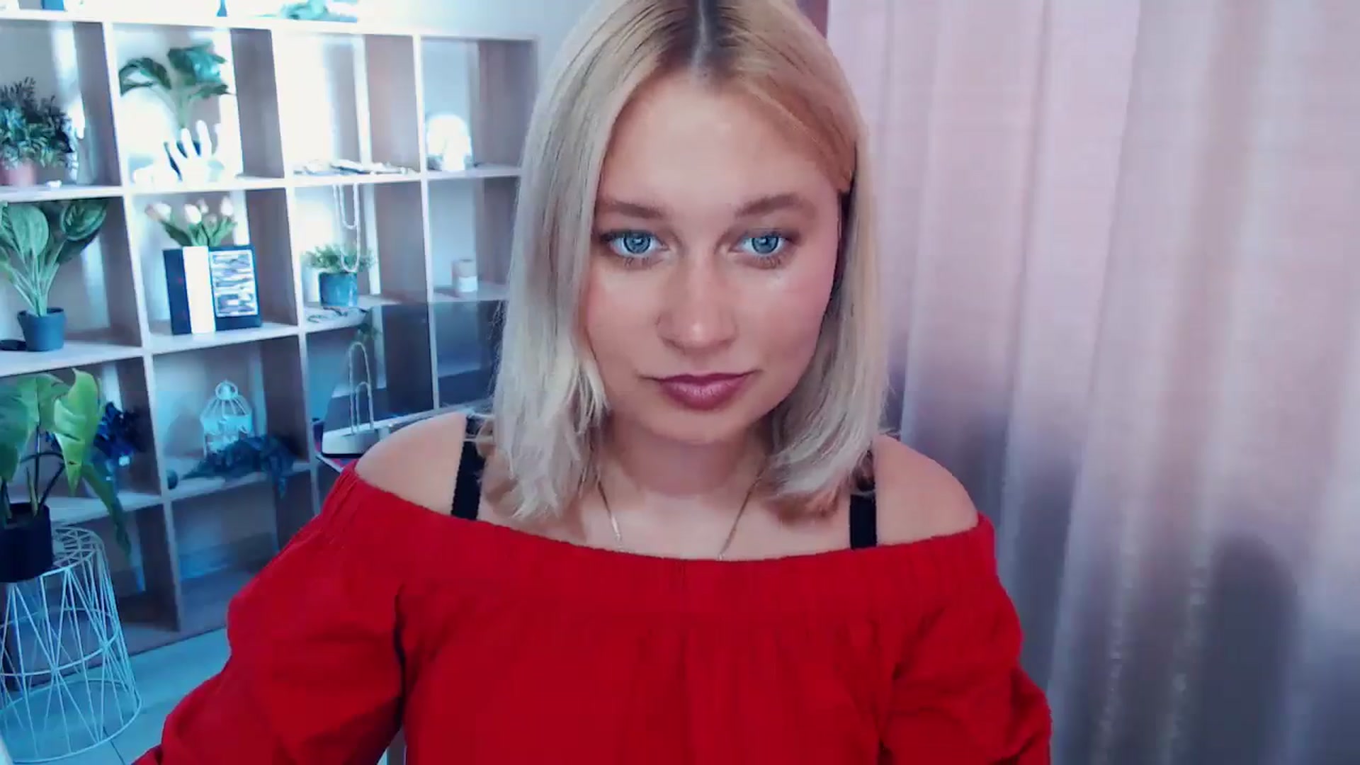 Gallery image thumbnail from Kukla_kolduna's myfreecams stream on, 07/14/2025, 12:32 image 2 of 20