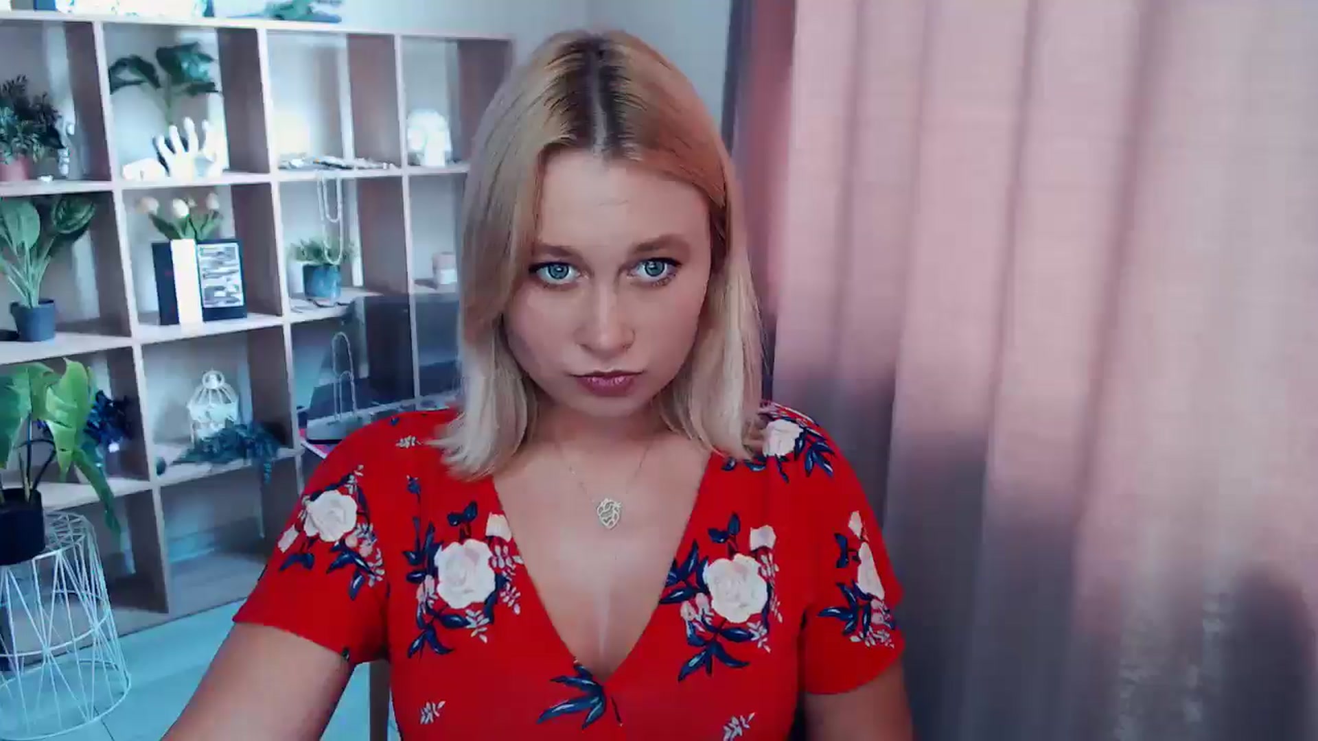 Gallery image thumbnail from Kukla_kolduna's myfreecams stream on, 07/16/2025, 14:42 image 11 of 20