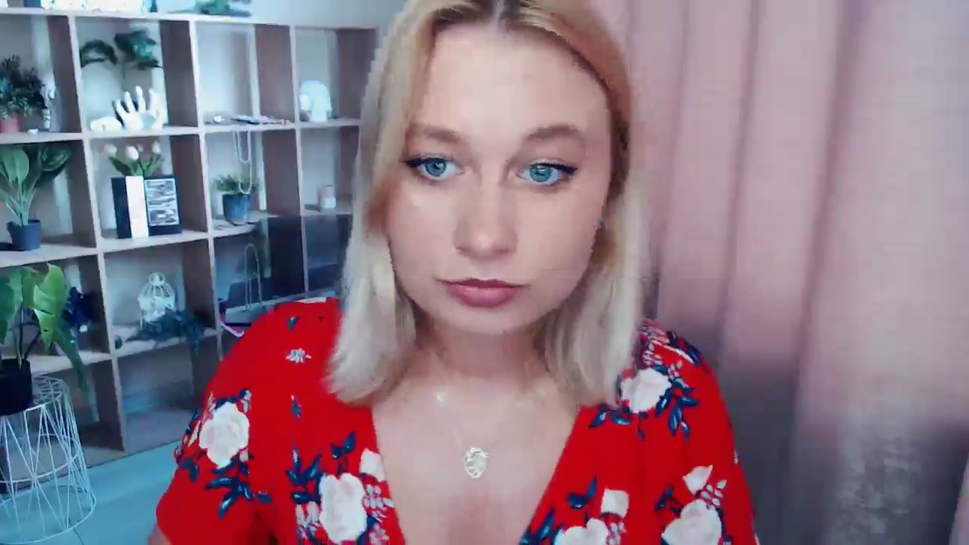 Gallery image thumbnail from Kukla_kolduna's myfreecams stream on, 07/16/2025, 14:42 image 19 of 20