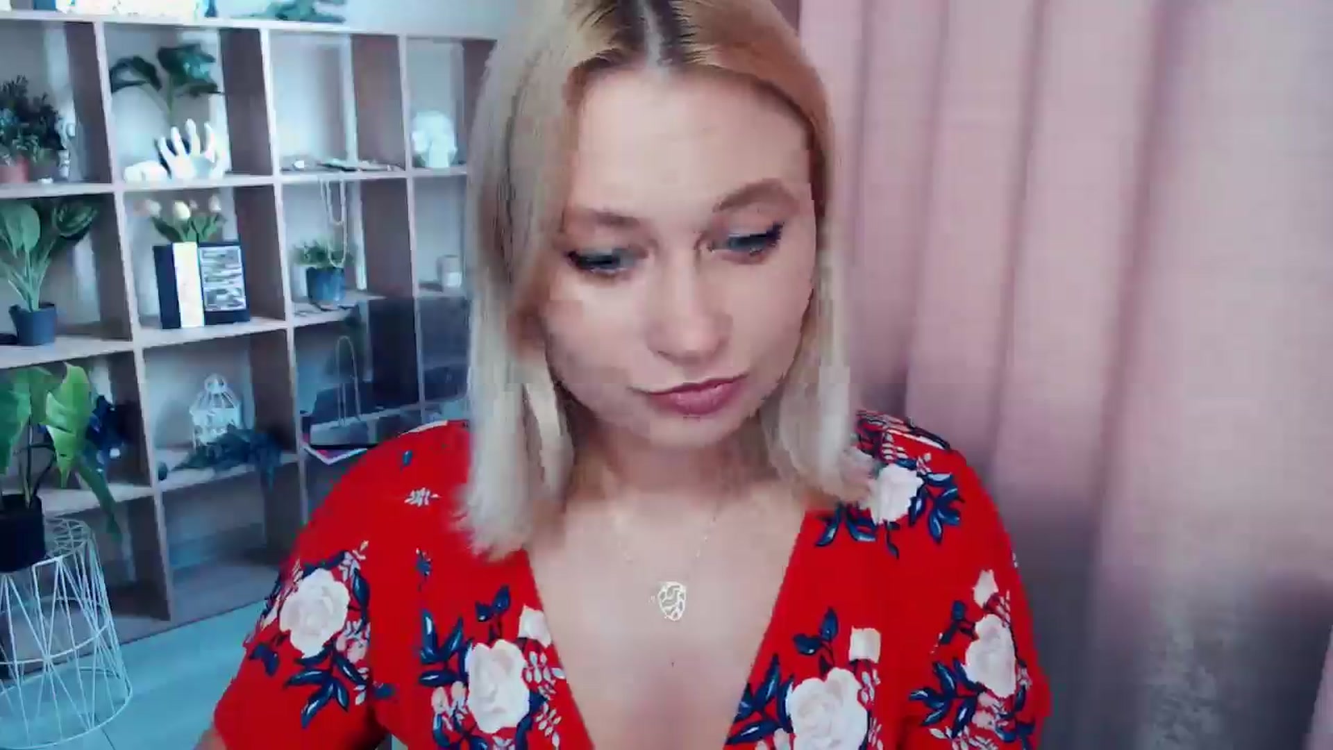 Gallery image thumbnail from Kukla_kolduna's myfreecams stream on, 07/16/2025, 14:42 image 18 of 20