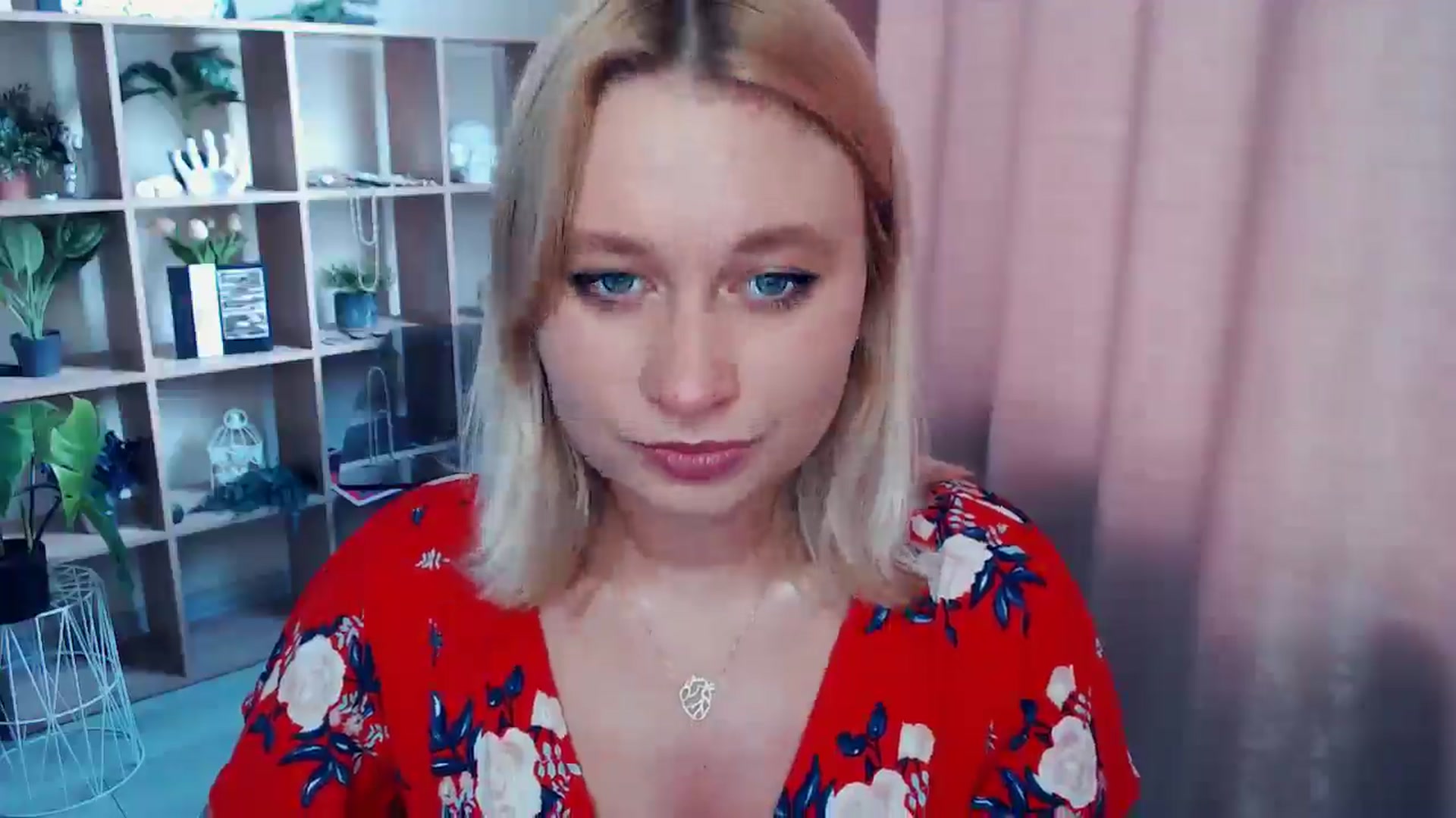 Gallery image thumbnail from Kukla_kolduna's myfreecams stream on, 07/16/2025, 14:42 image 13 of 20