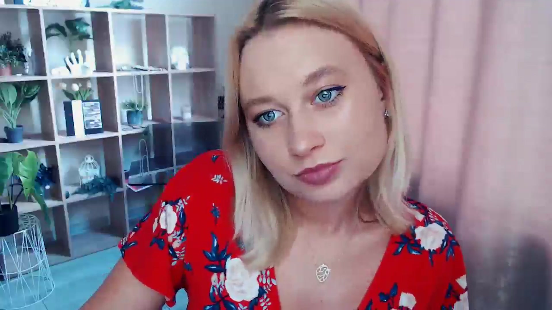 Gallery image thumbnail from Kukla_kolduna's myfreecams stream on, 07/16/2025, 14:42 image 9 of 20