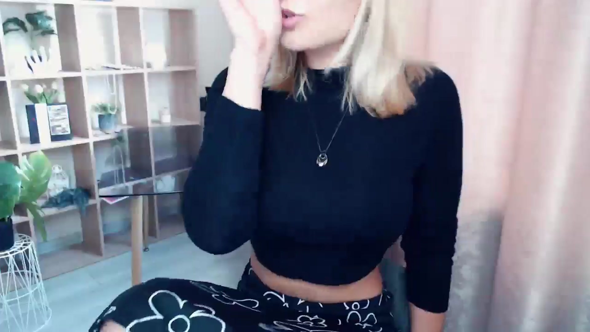 Gallery image thumbnail from Kukla_kolduna's myfreecams stream on, 07/19/2025, 17:10 image 20 of 20