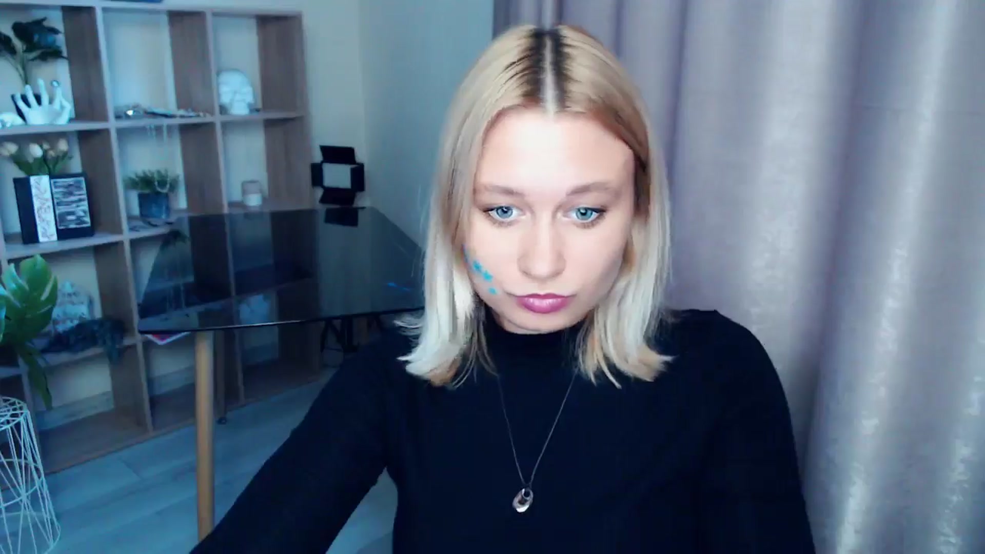 Gallery image thumbnail from Kukla_kolduna's myfreecams stream on, 07/19/2025, 18:06 image 13 of 20