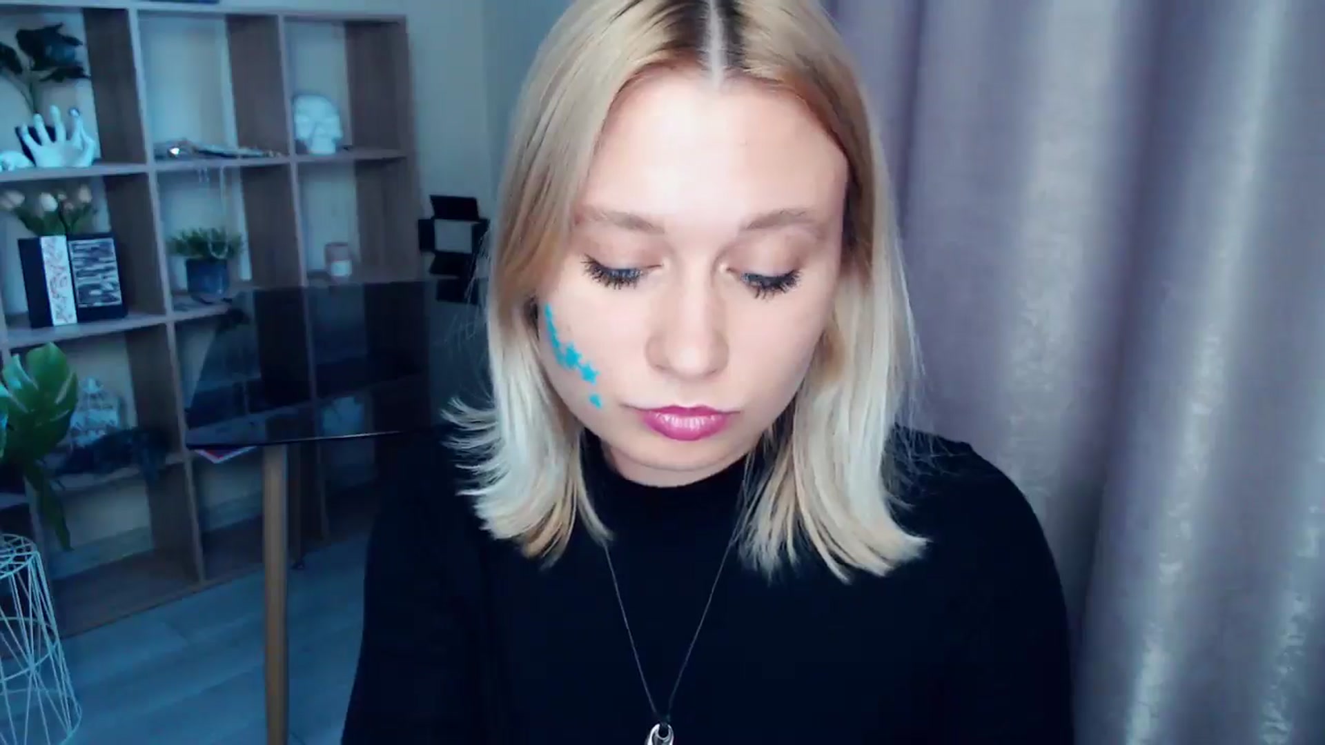 Gallery image thumbnail from Kukla_kolduna's myfreecams stream on, 07/19/2025, 18:06 image 12 of 20