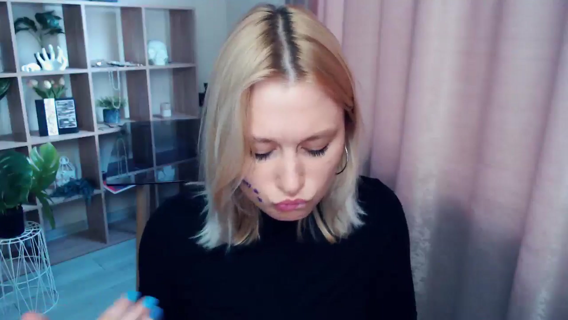Gallery image thumbnail from Kukla_kolduna's myfreecams stream on, 07/20/2025, 17:12 image 8 of 20