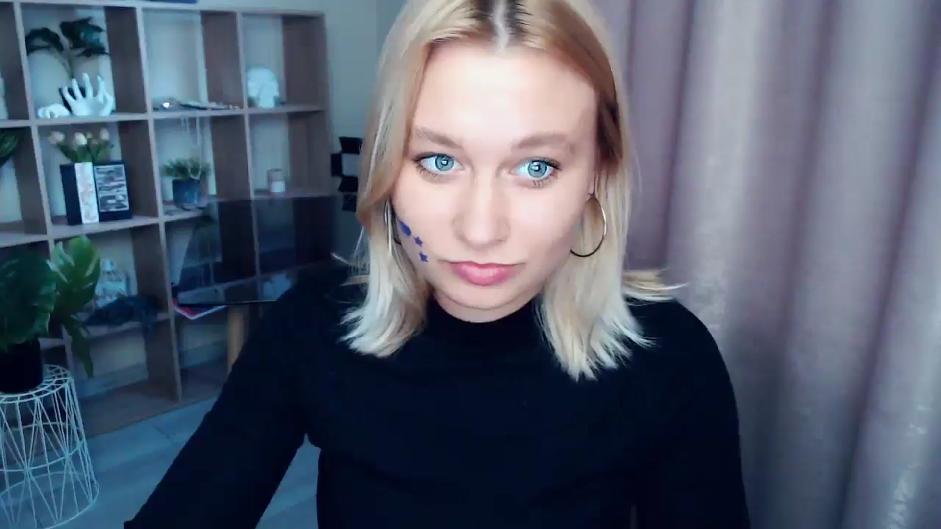 Gallery image thumbnail from Kukla_kolduna's myfreecams stream on, 07/20/2025, 17:12 image 14 of 20