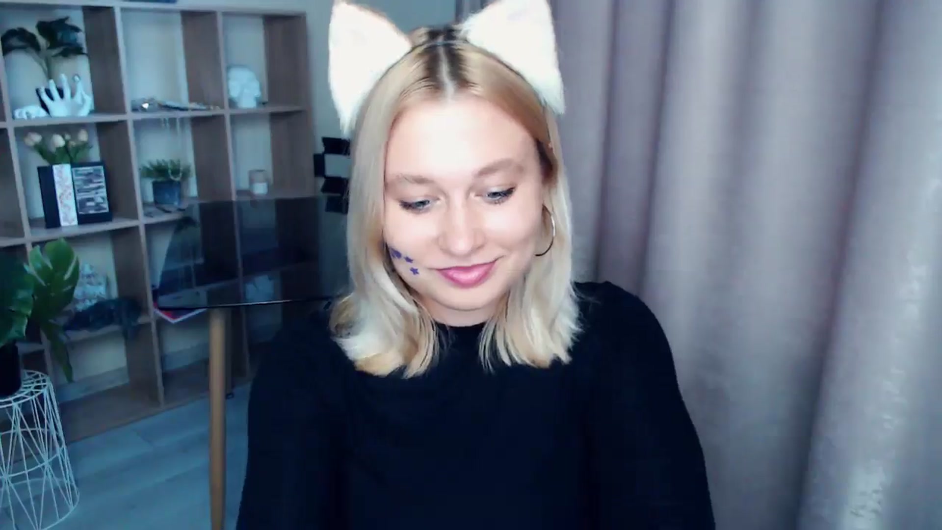 Gallery image thumbnail from Kukla_kolduna's myfreecams stream on, 07/20/2025, 17:12 image 18 of 20