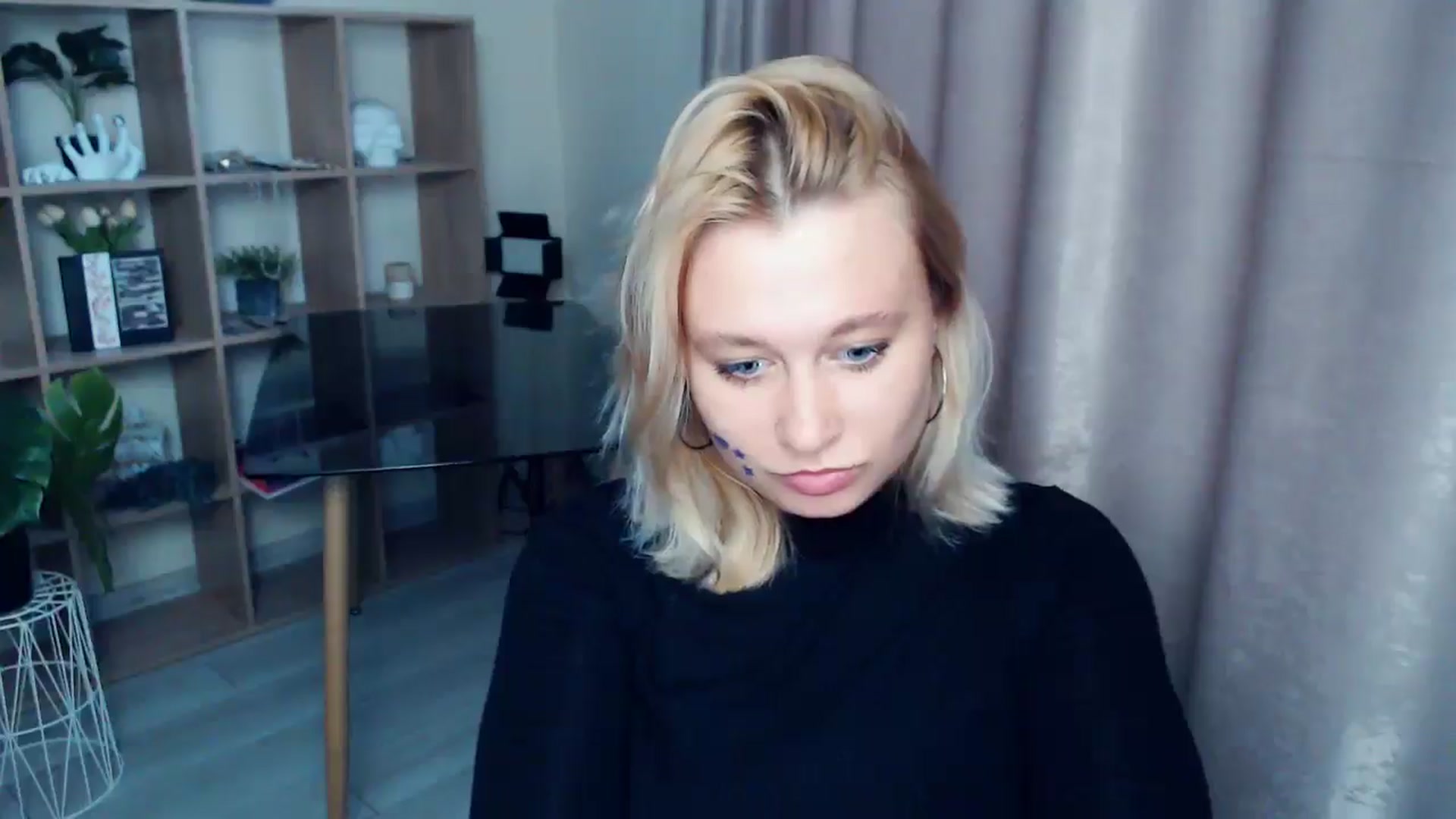 Gallery image thumbnail from Kukla_kolduna's myfreecams stream on, 07/20/2025, 17:51 image 6 of 20