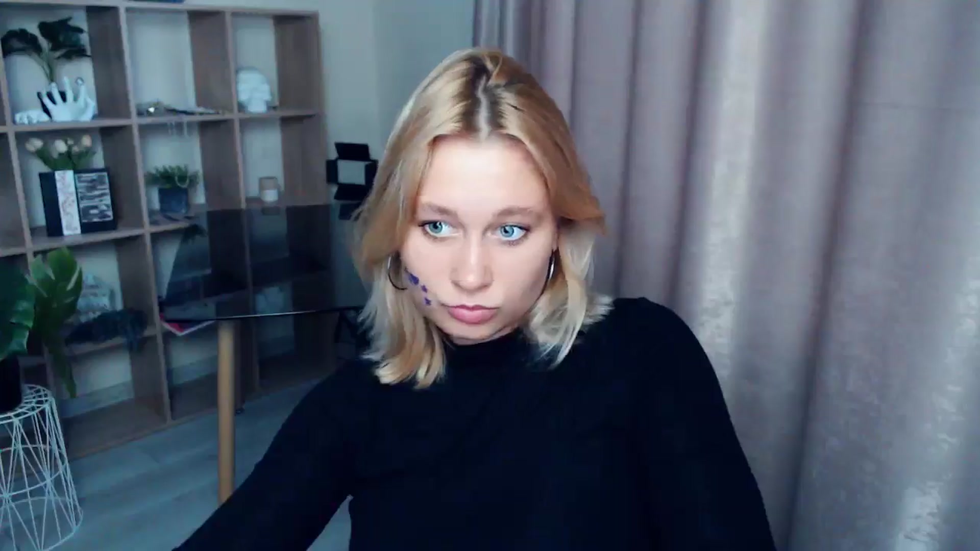 Gallery image thumbnail from Kukla_kolduna's myfreecams stream on, 07/20/2025, 17:51 image 8 of 20