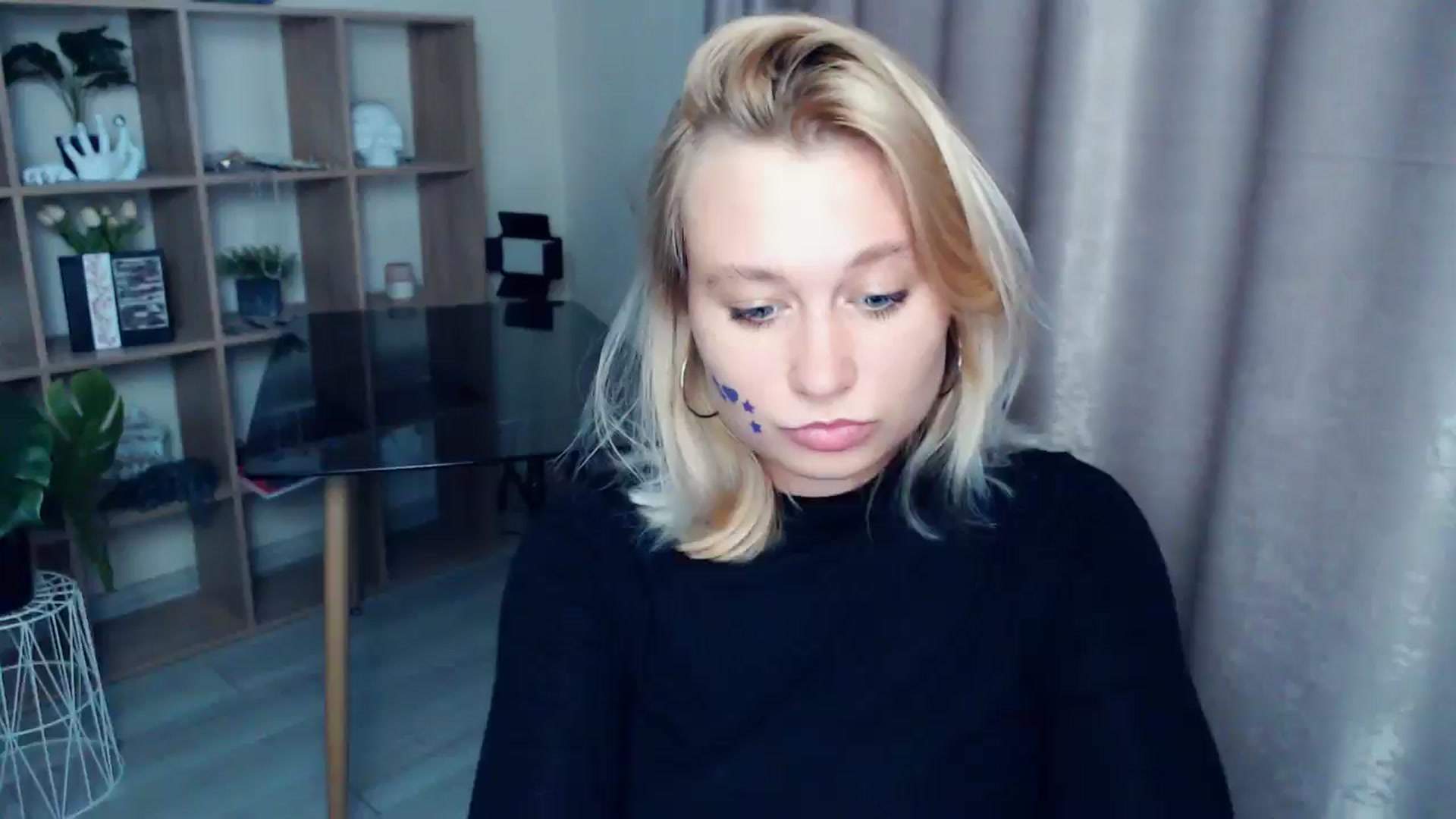 Gallery image thumbnail from Kukla_kolduna's myfreecams stream on, 07/20/2025, 17:51 image 19 of 20