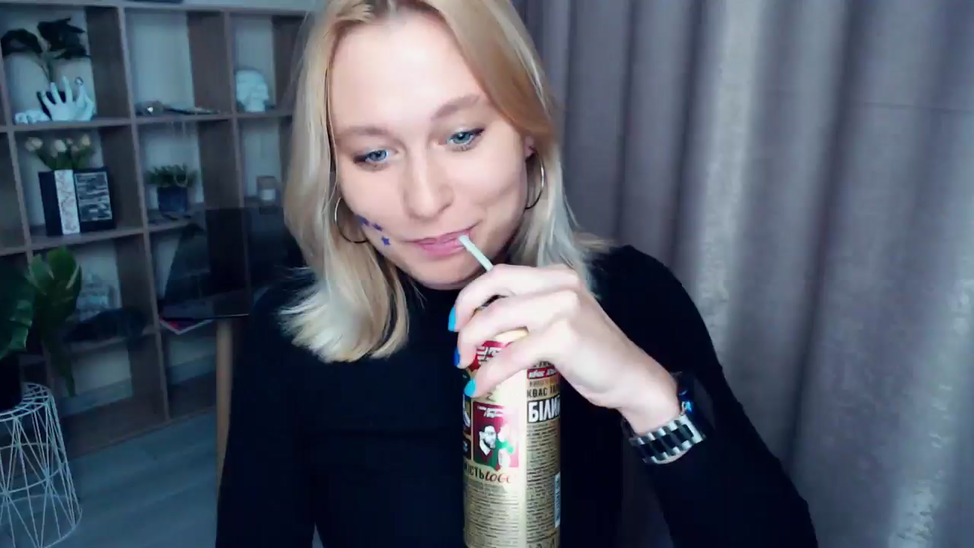 Gallery image thumbnail from Kukla_kolduna's myfreecams stream on, 07/20/2025, 17:51 image 2 of 20