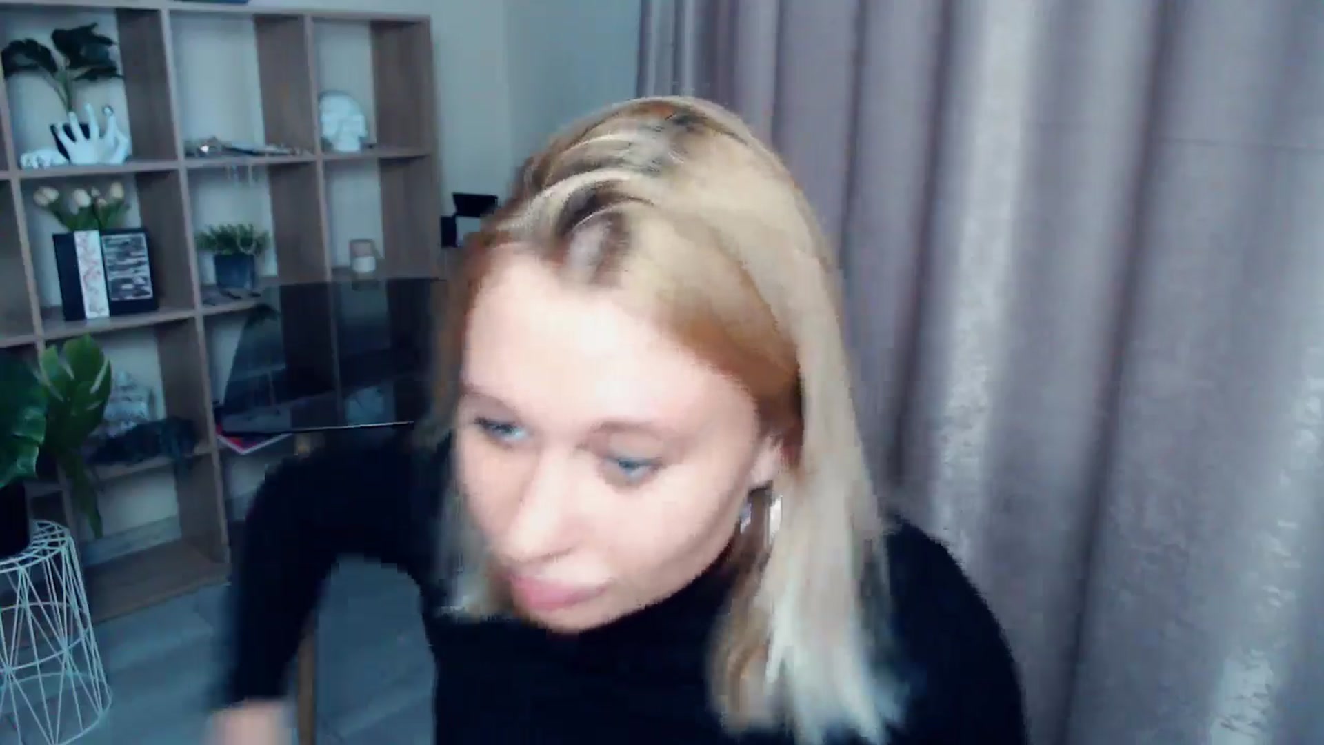 Gallery image thumbnail from Kukla_kolduna's myfreecams stream on, 07/20/2025, 17:51 image 5 of 20