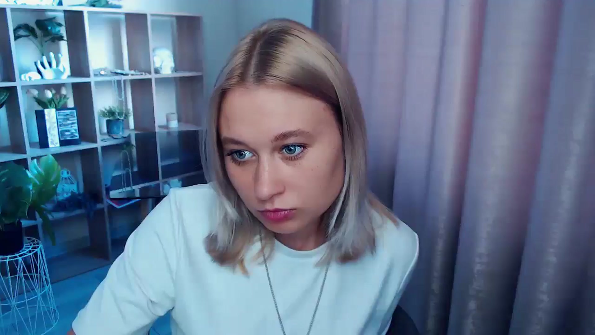 Gallery image thumbnail from Kukla_kolduna's myfreecams stream on, 07/23/2025, 16:14 image 14 of 20