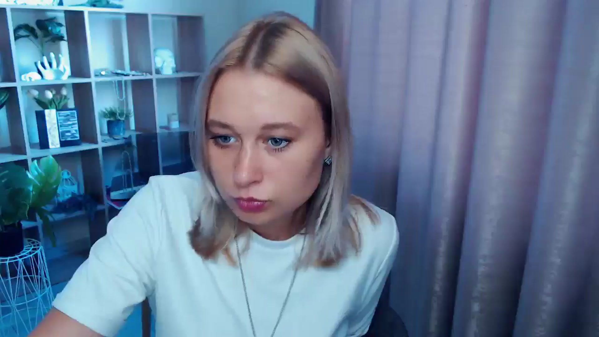 Gallery image thumbnail from Kukla_kolduna's myfreecams stream on, 07/23/2025, 16:14 image 9 of 20