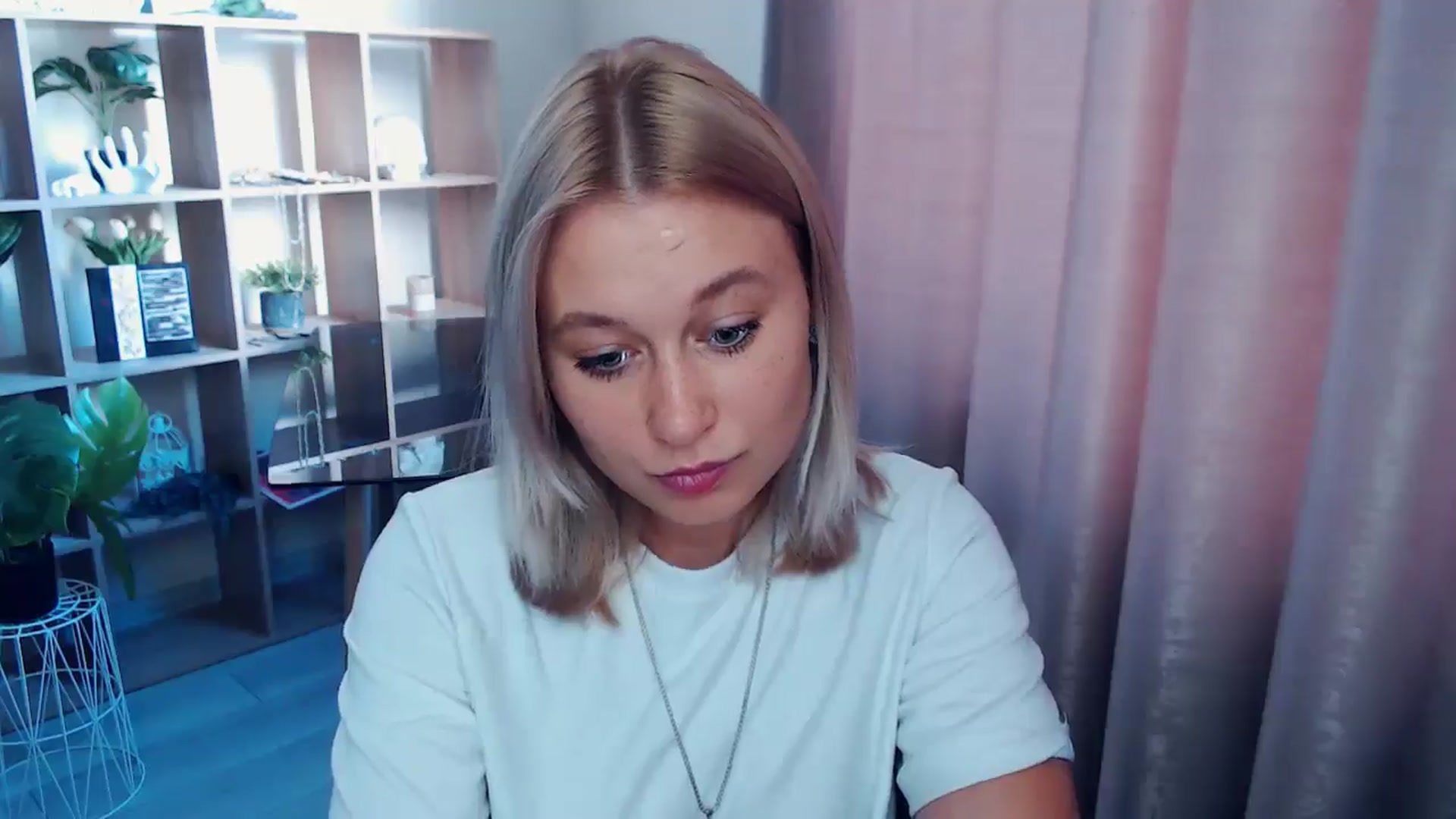 Gallery image thumbnail from Kukla_kolduna's myfreecams stream on, 07/23/2025, 16:14 image 5 of 20