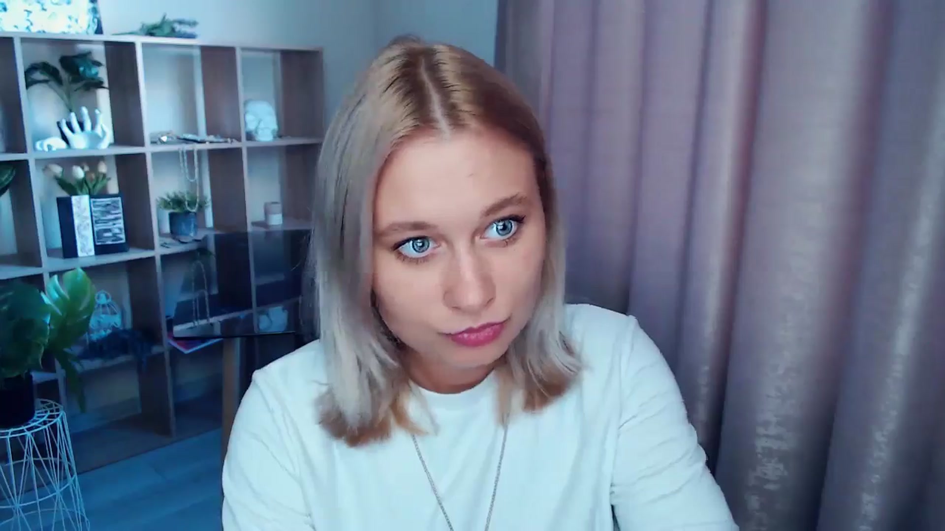 Gallery image thumbnail from Kukla_kolduna's myfreecams stream on, 07/23/2025, 17:11 image 19 of 20