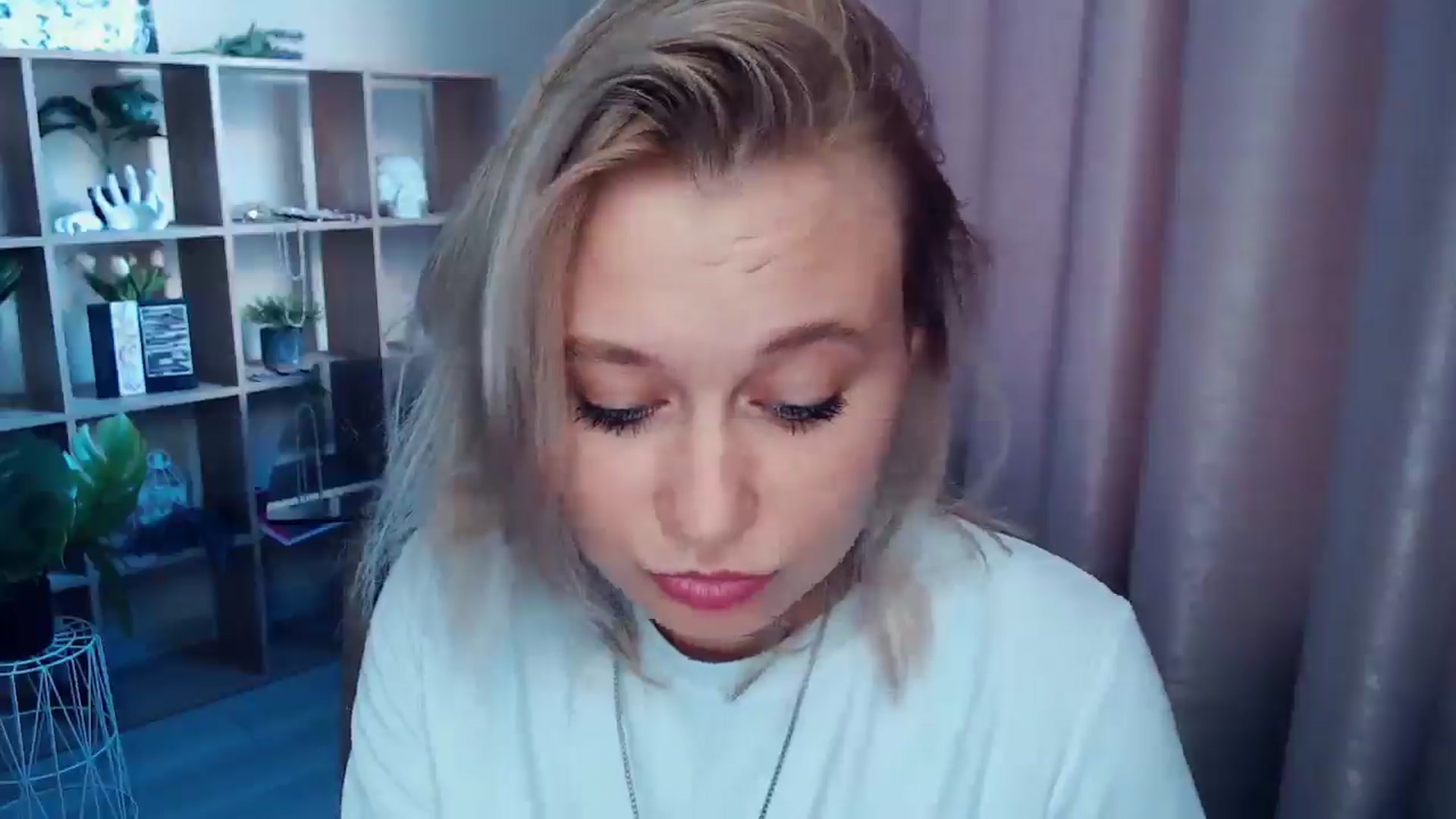 Gallery image thumbnail from Kukla_kolduna's myfreecams stream on, 07/23/2025, 17:11 image 11 of 20