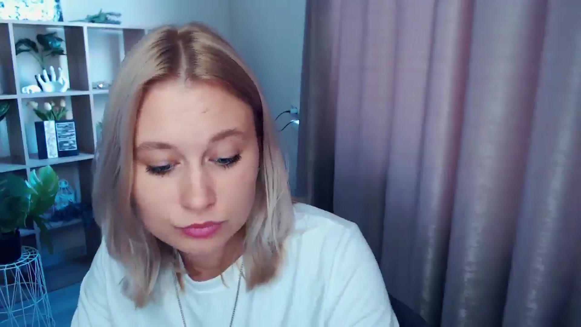 Gallery image thumbnail from Kukla_kolduna's myfreecams stream on, 07/23/2025, 17:11 image 9 of 20