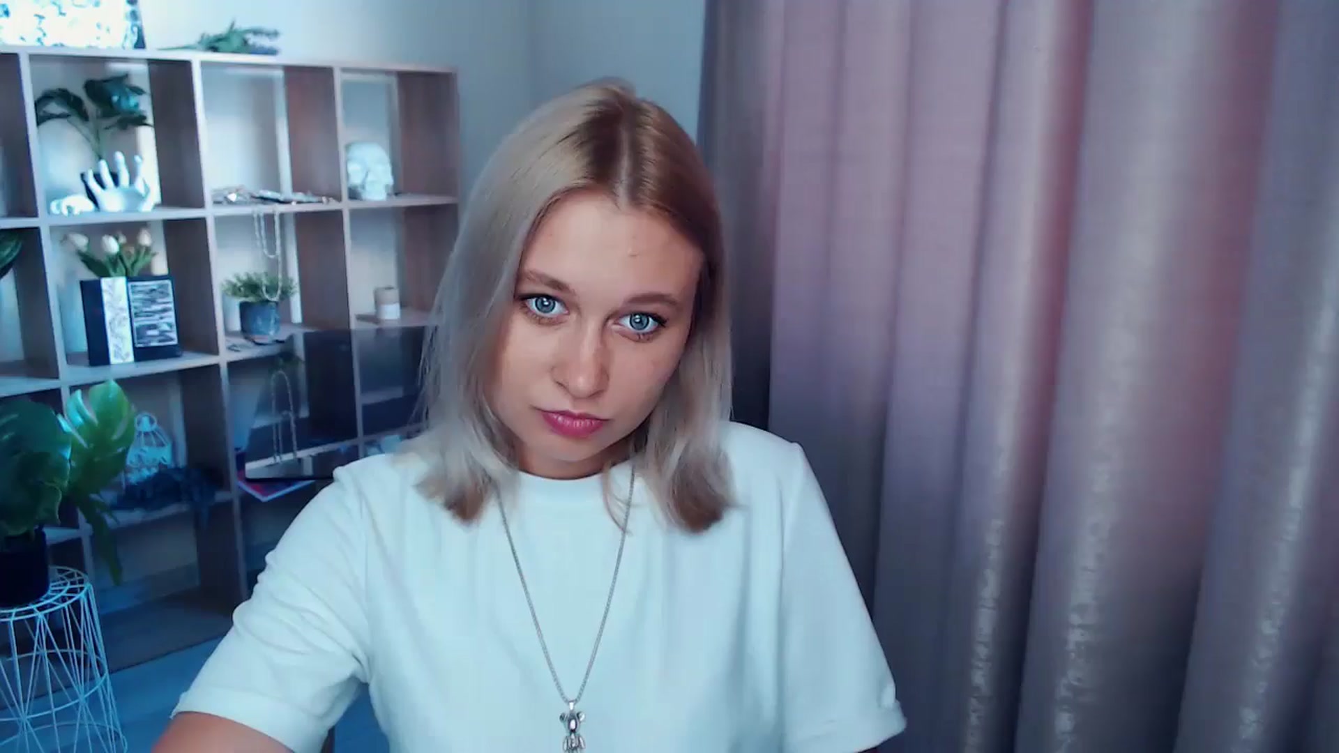 Gallery image thumbnail from Kukla_kolduna's myfreecams stream on, 07/23/2025, 17:11 image 15 of 20