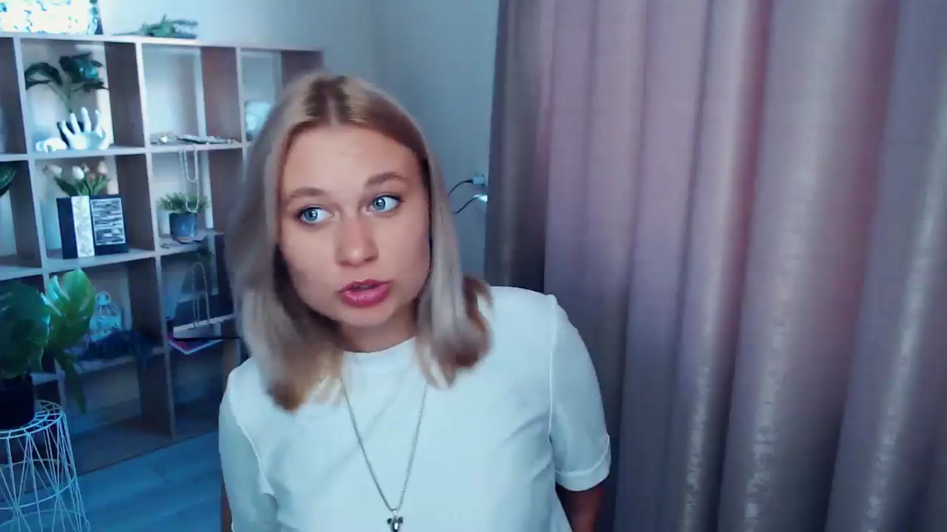 Gallery image thumbnail from Kukla_kolduna's myfreecams stream on, 07/23/2025, 17:11 image 18 of 20
