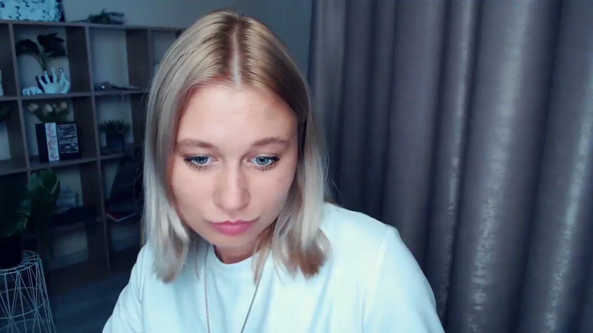 Gallery image thumbnail from Kukla_kolduna's myfreecams stream on, 07/23/2025, 18:10 image 17 of 20