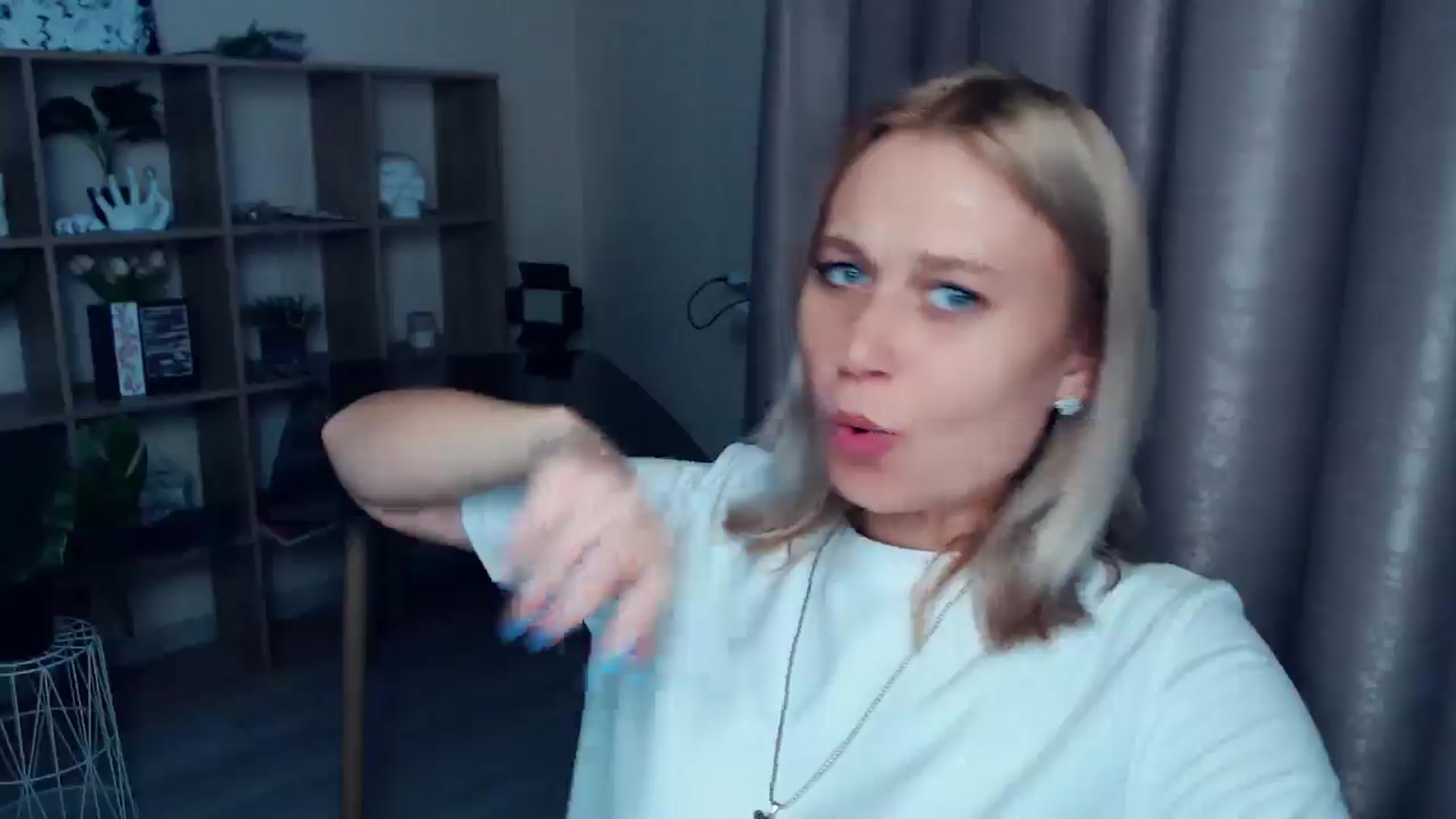 Gallery image thumbnail from Kukla_kolduna's myfreecams stream on, 07/23/2025, 18:10 image 20 of 20