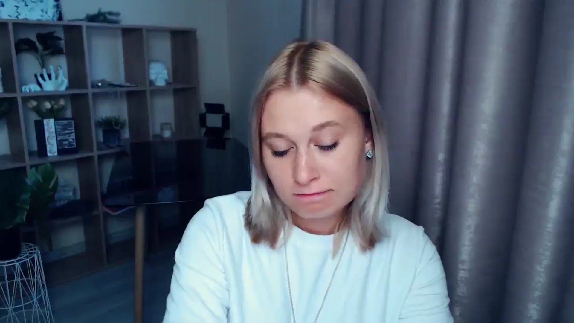 Gallery image thumbnail from Kukla_kolduna's myfreecams stream on, 07/23/2025, 18:10 image 15 of 20