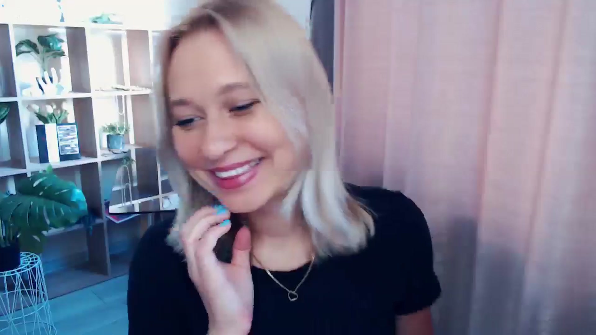 Gallery image thumbnail from Kukla_kolduna's myfreecams stream on, 07/24/2025, 15:50 image 15 of 20