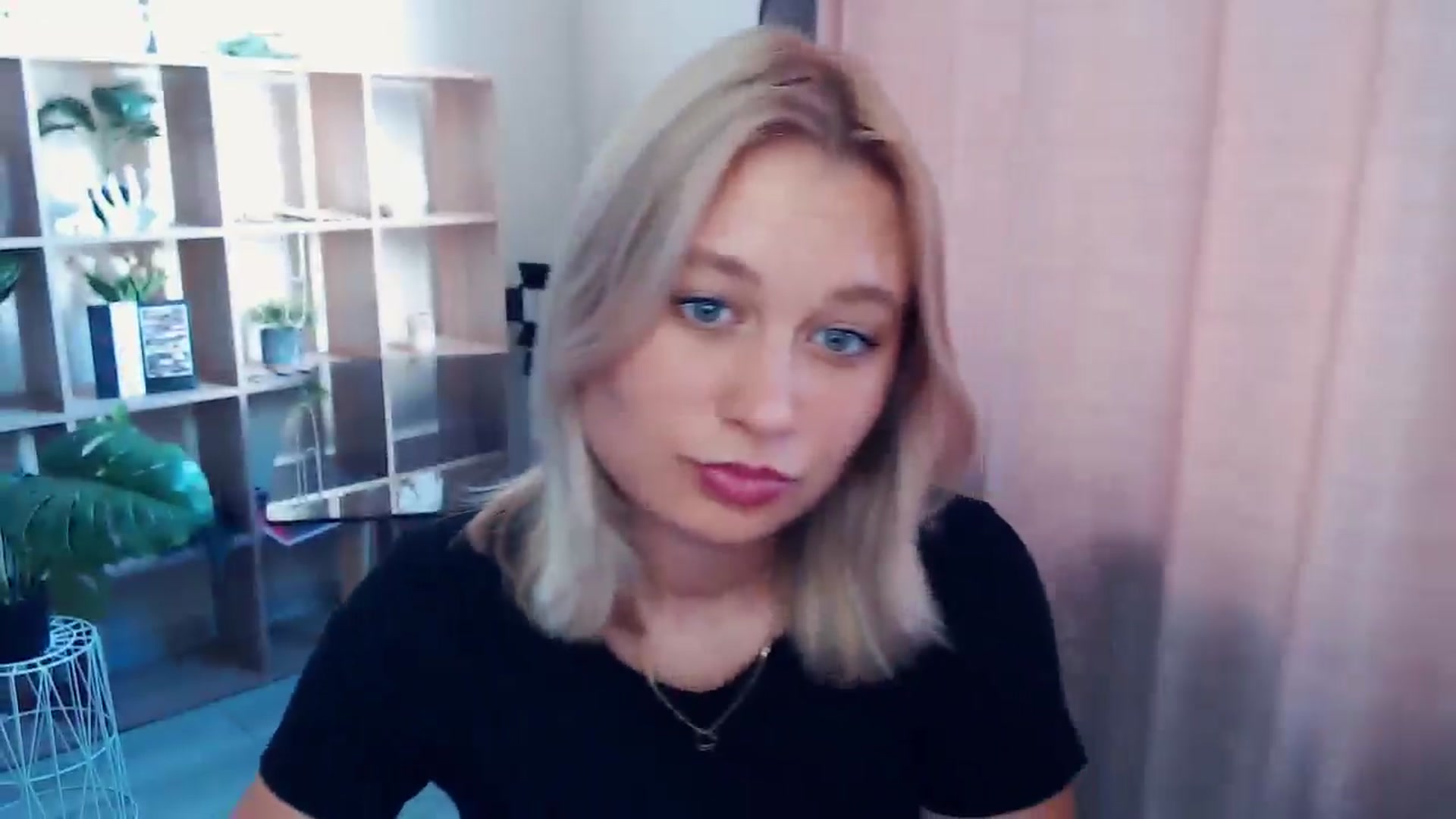 Gallery image thumbnail from Kukla_kolduna's myfreecams stream on, 07/24/2025, 15:50 image 9 of 20