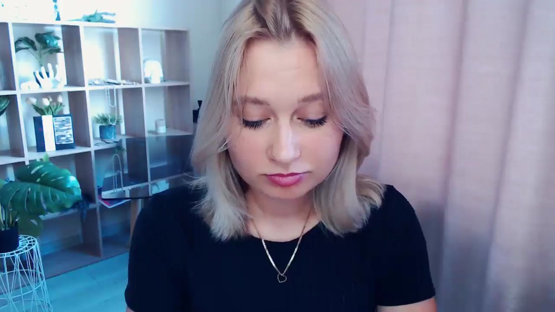 Gallery image thumbnail from Kukla_kolduna's myfreecams stream on, 07/24/2025, 15:50 image 2 of 20