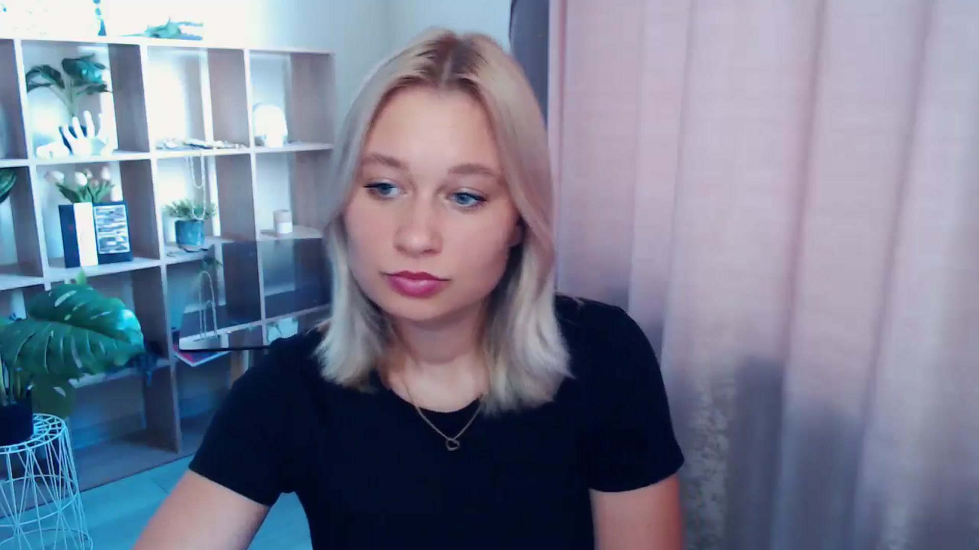 Gallery image thumbnail from Kukla_kolduna's myfreecams stream on, 07/24/2025, 15:50 image 10 of 20