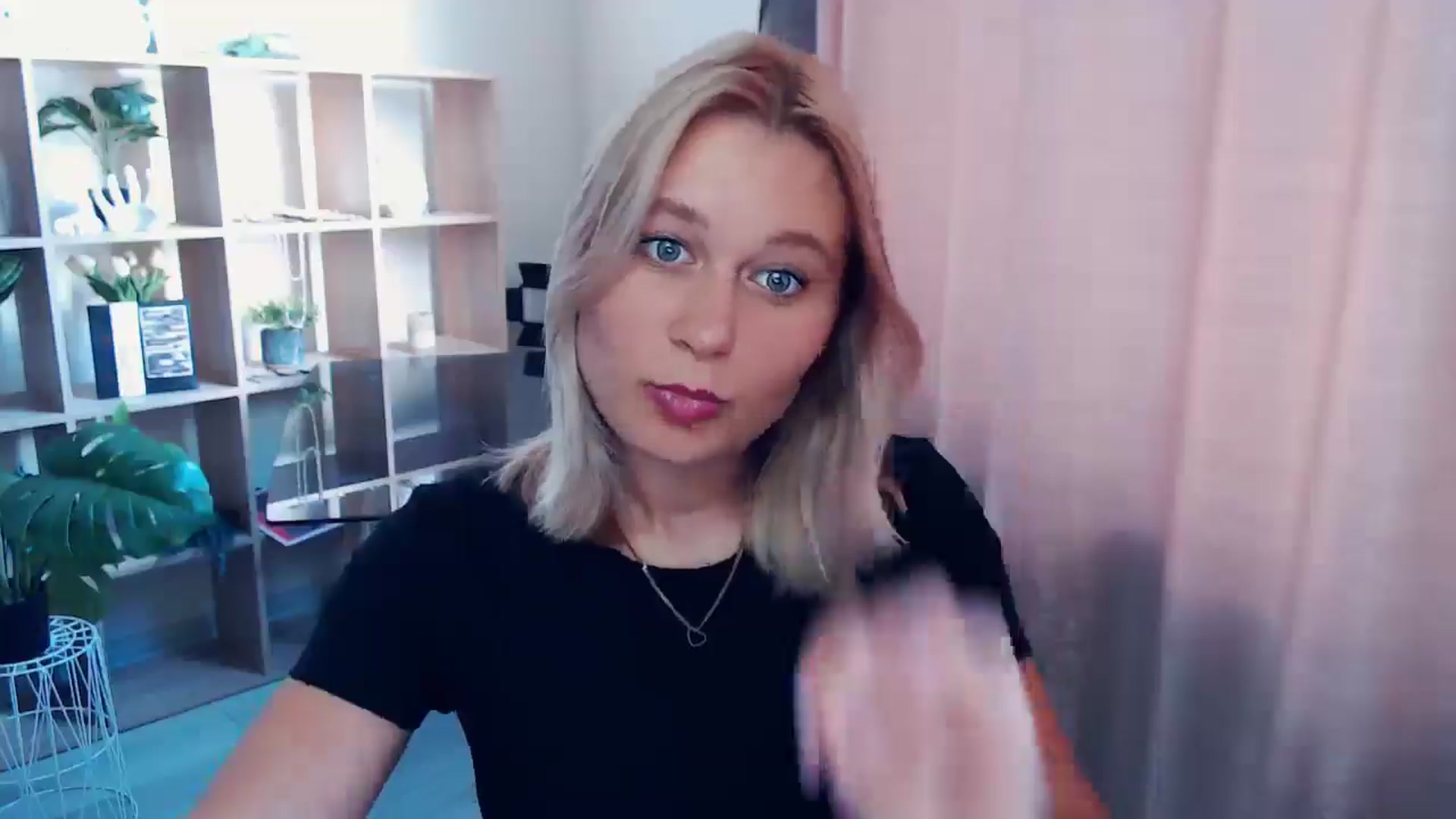 Gallery image thumbnail from Kukla_kolduna's myfreecams stream on, 07/24/2025, 15:50 image 8 of 20