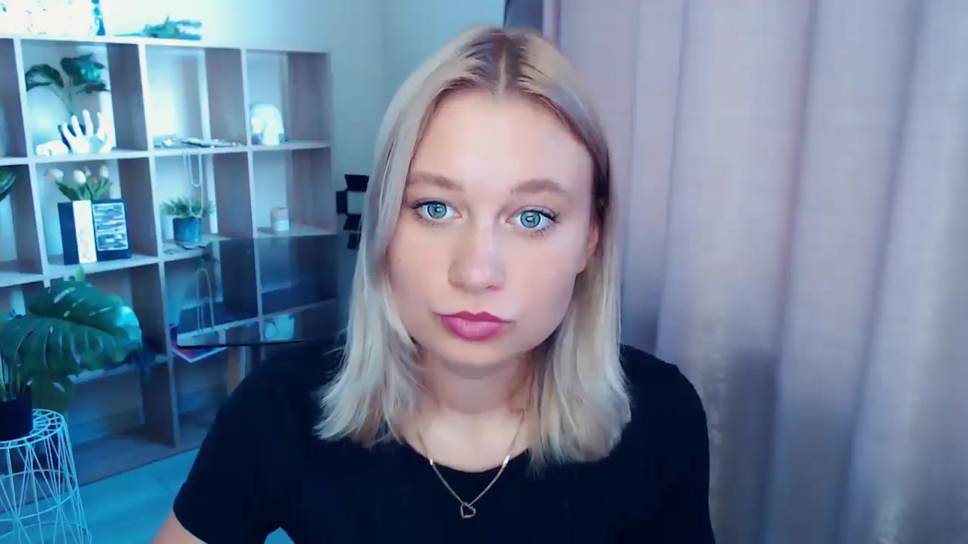 Gallery image thumbnail from Kukla_kolduna's myfreecams stream on, 07/24/2025, 15:50 image 19 of 20