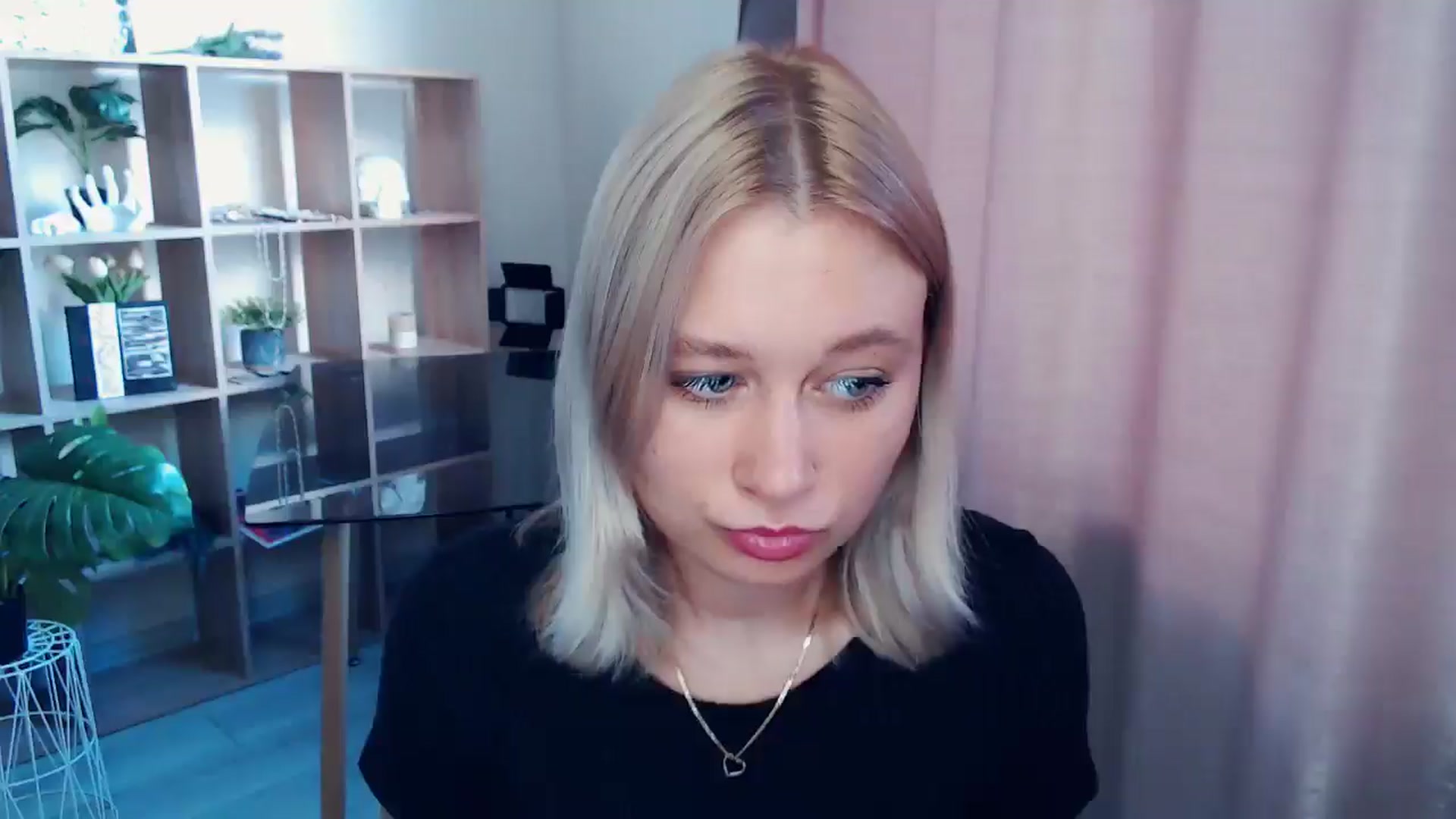 Gallery image thumbnail from Kukla_kolduna's myfreecams stream on, 07/24/2025, 16:39 image 20 of 20