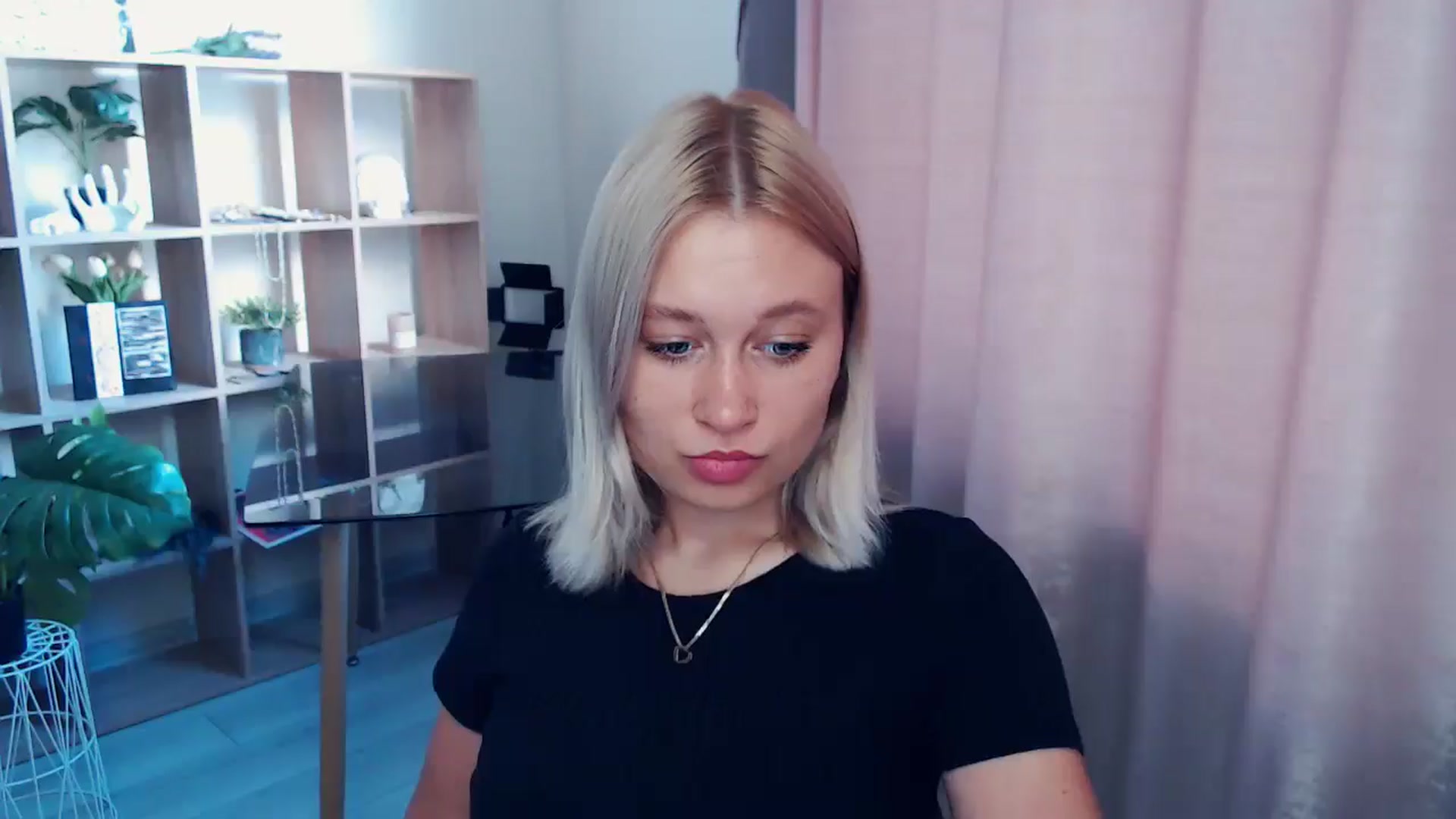 Gallery image thumbnail from Kukla_kolduna's myfreecams stream on, 07/24/2025, 16:39 image 15 of 20
