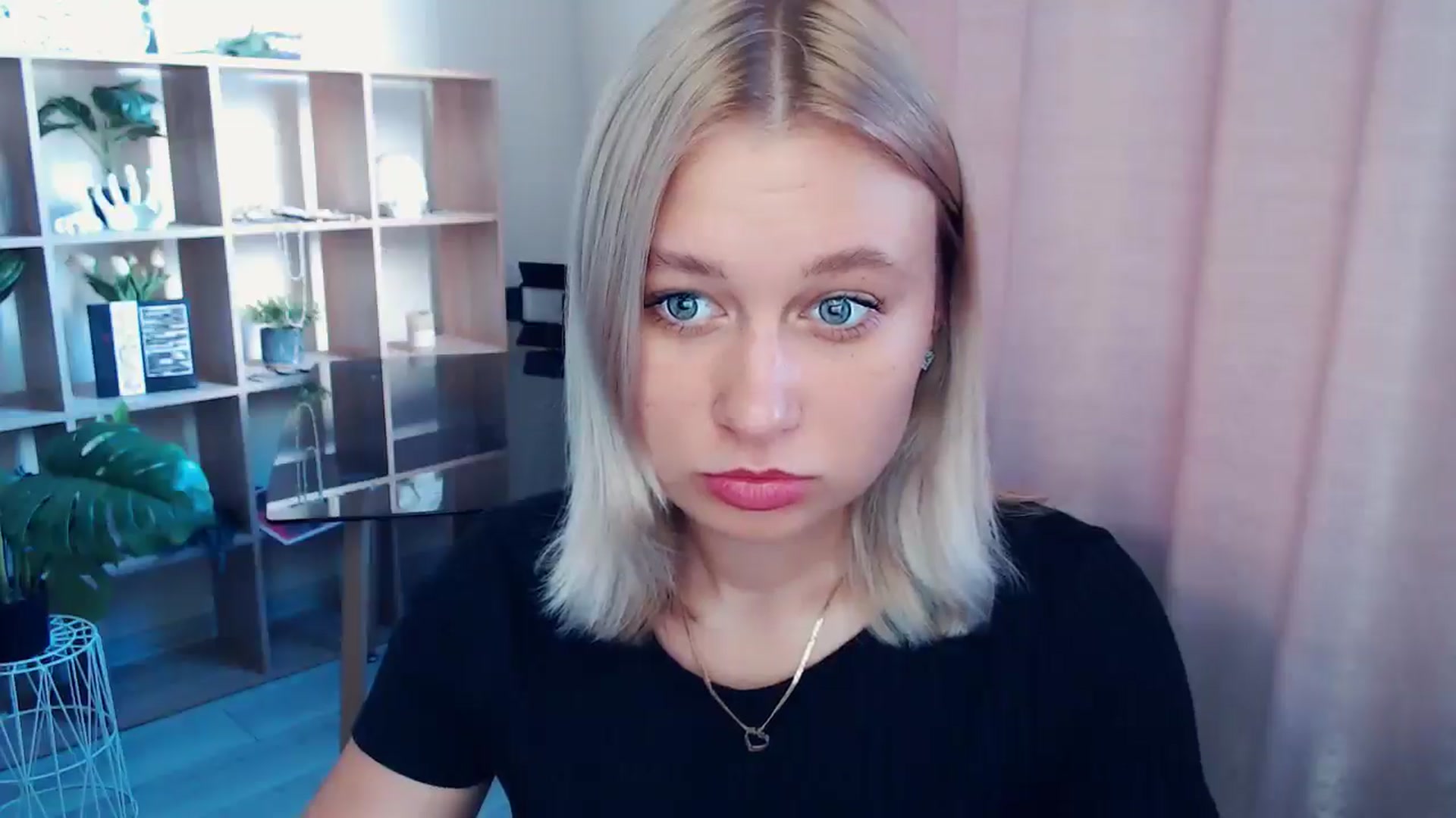 Gallery image thumbnail from Kukla_kolduna's myfreecams stream on, 07/24/2025, 16:39 image 4 of 20