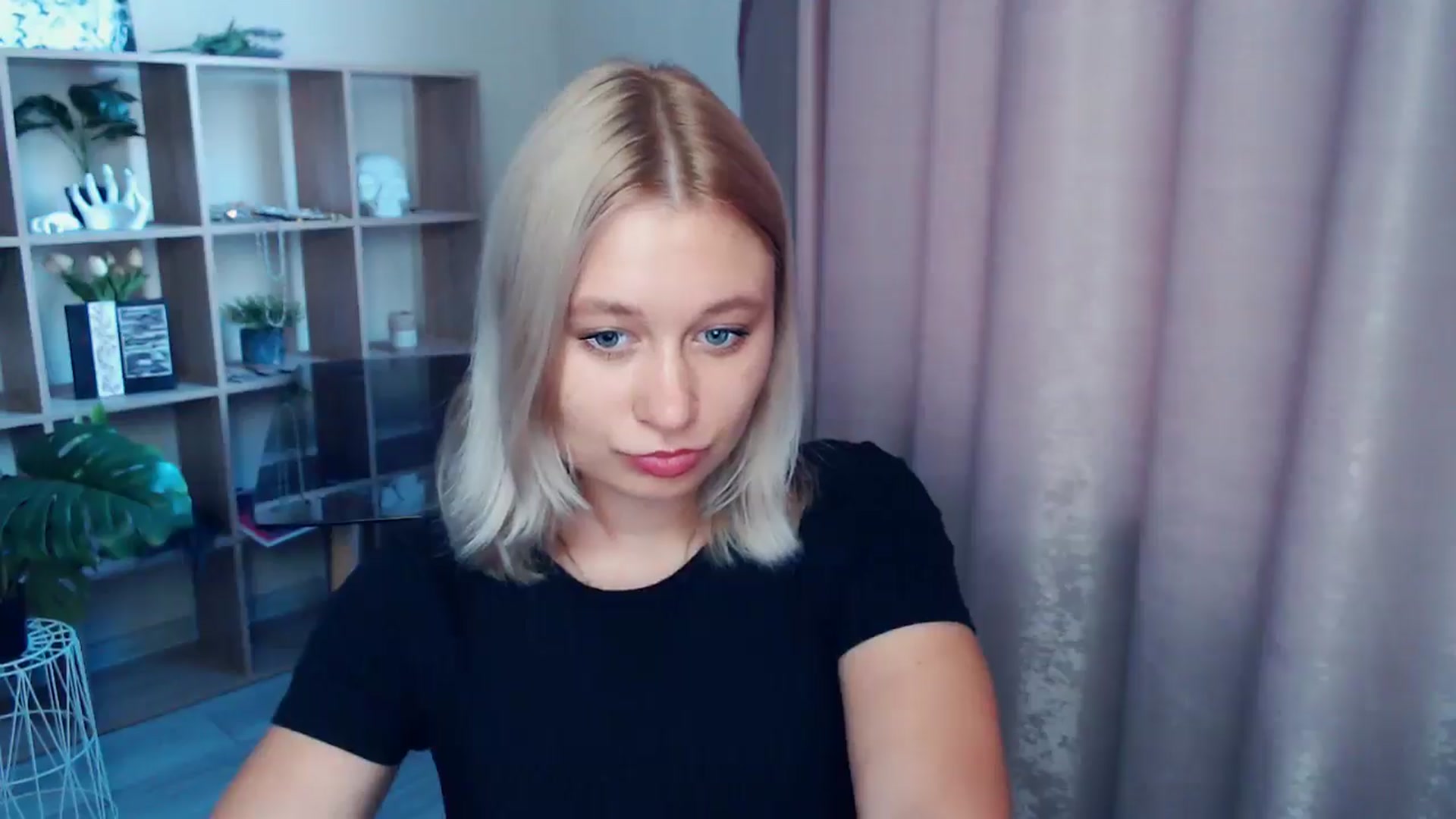Gallery image thumbnail from Kukla_kolduna's myfreecams stream on, 07/24/2025, 18:23 image 5 of 20