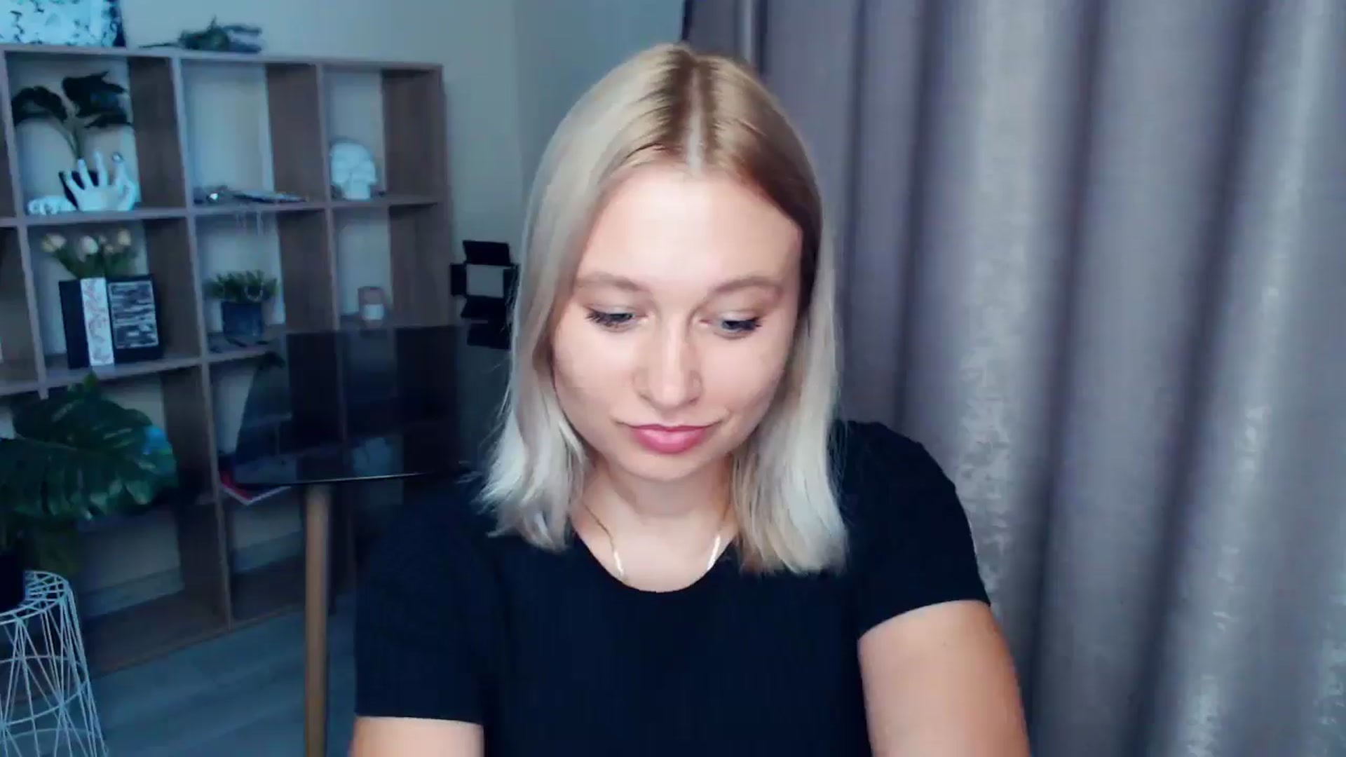 Gallery image thumbnail from Kukla_kolduna's myfreecams stream on, 07/24/2025, 18:23 image 13 of 20