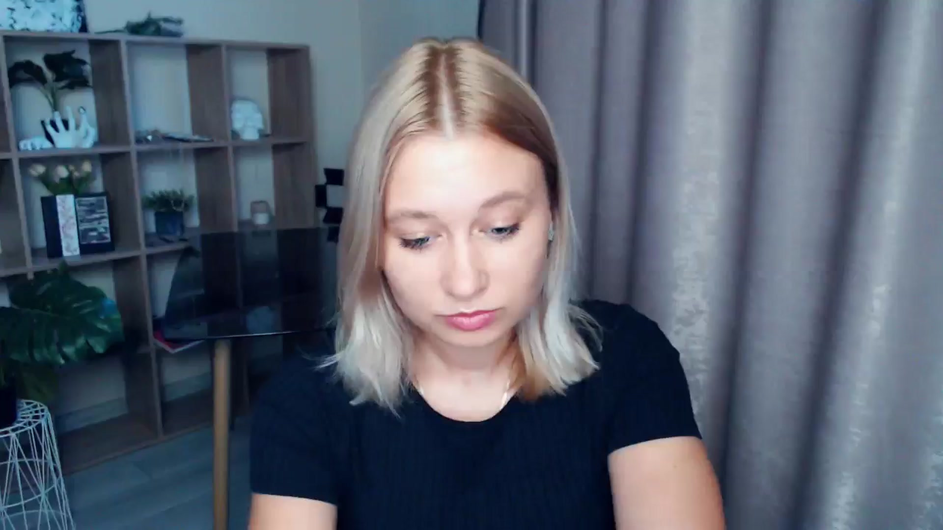 Gallery image thumbnail from Kukla_kolduna's myfreecams stream on, 07/24/2025, 18:23 image 15 of 20