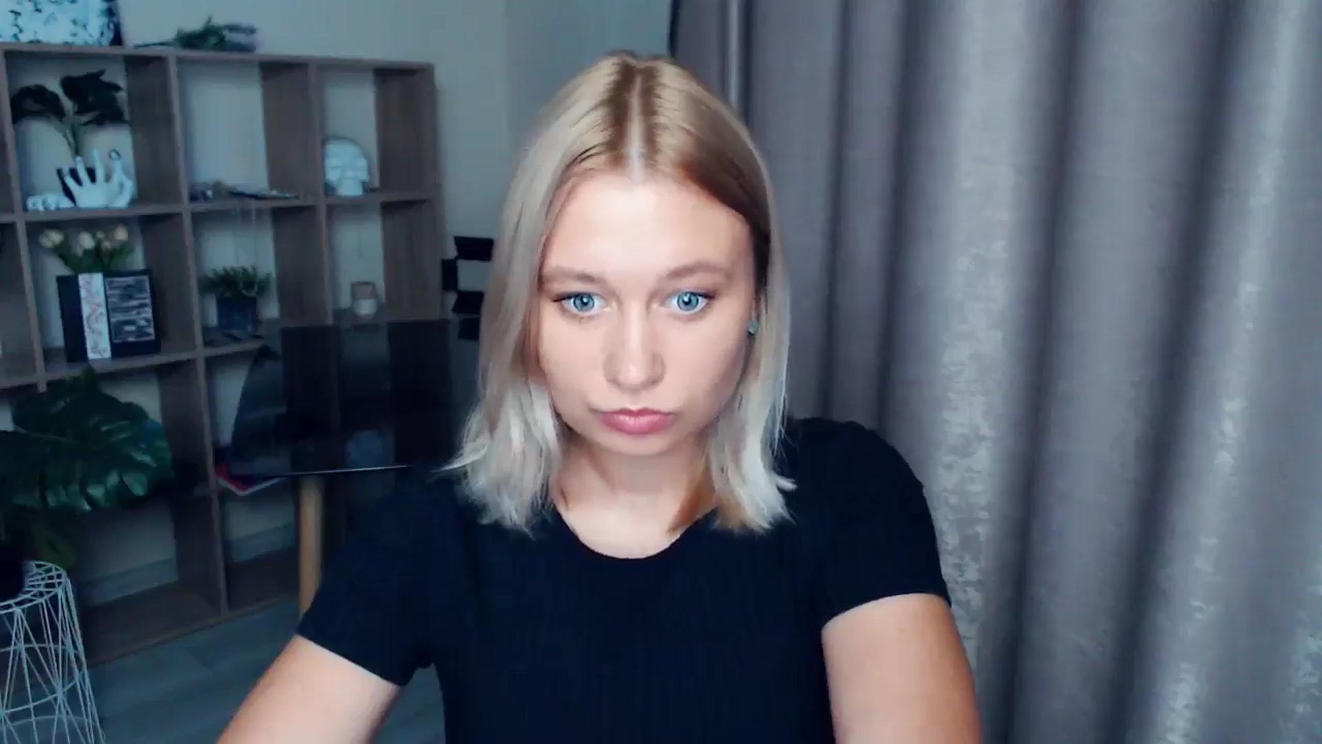 Gallery image thumbnail from Kukla_kolduna's myfreecams stream on, 07/24/2025, 18:23 image 17 of 20