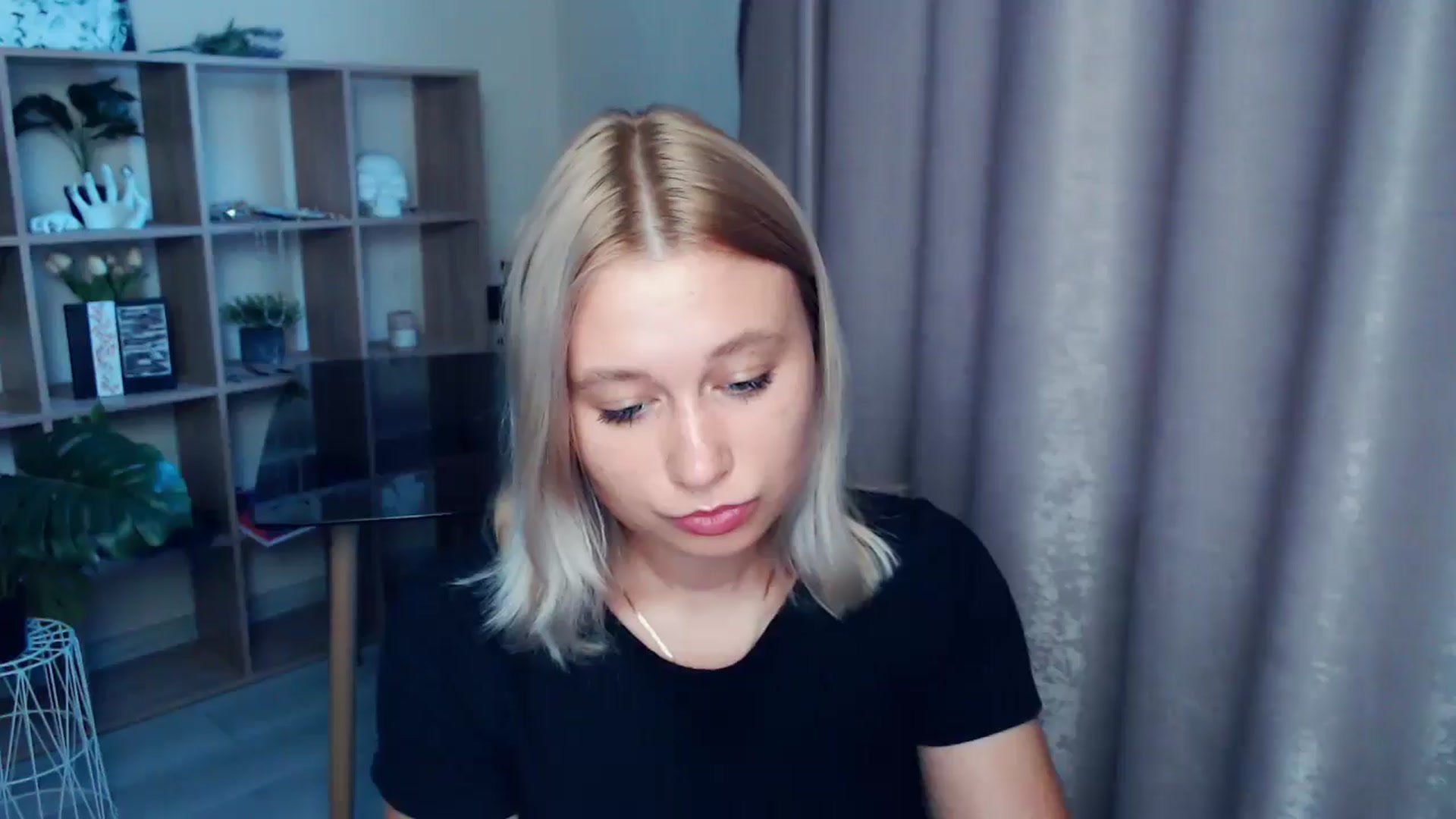 Gallery image thumbnail from Kukla_kolduna's myfreecams stream on, 07/24/2025, 18:23 image 11 of 20