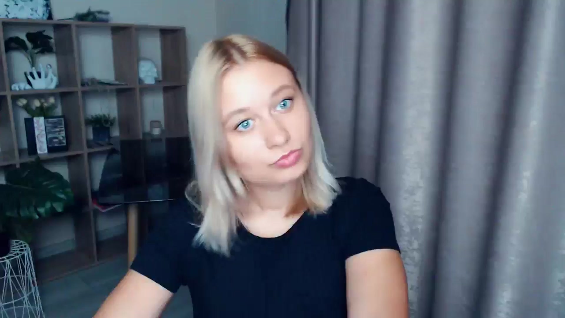 Gallery image thumbnail from Kukla_kolduna's myfreecams stream on, 07/24/2025, 18:23 image 19 of 20