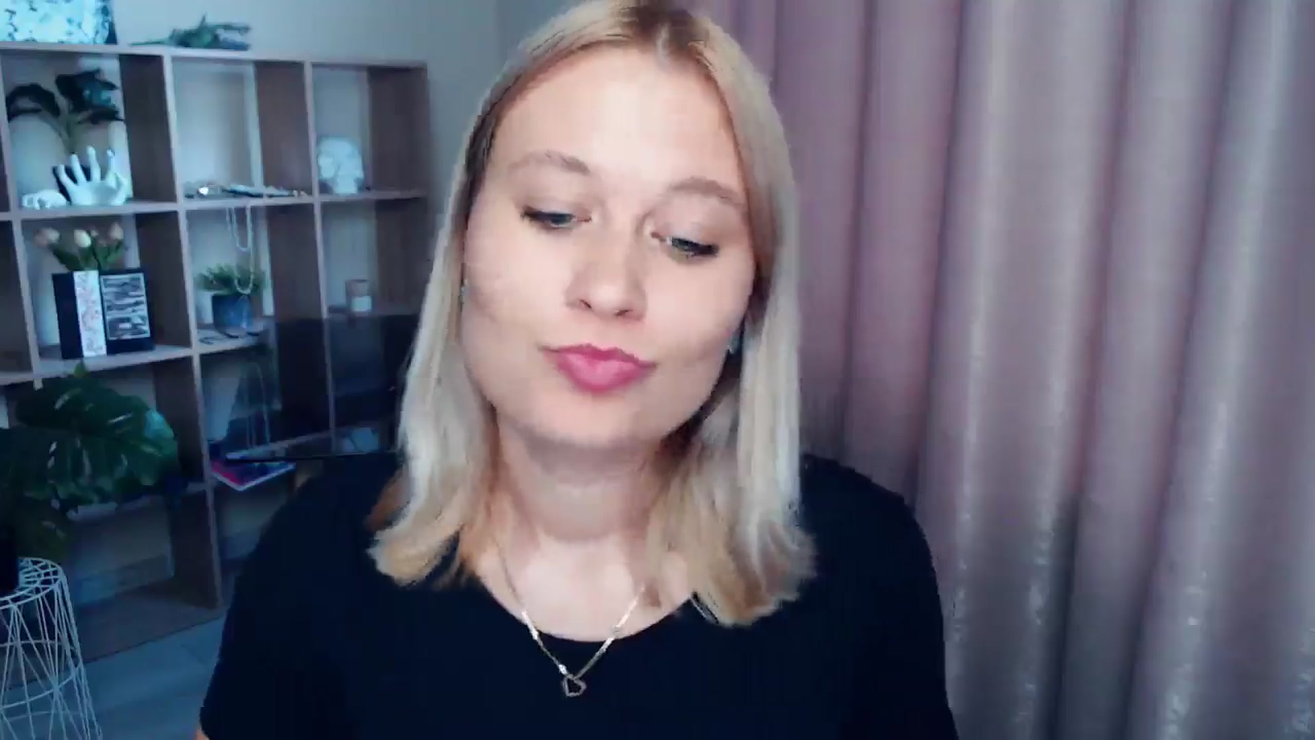 Gallery image thumbnail from Kukla_kolduna's myfreecams stream on, 07/25/2025, 16:53 image 17 of 20