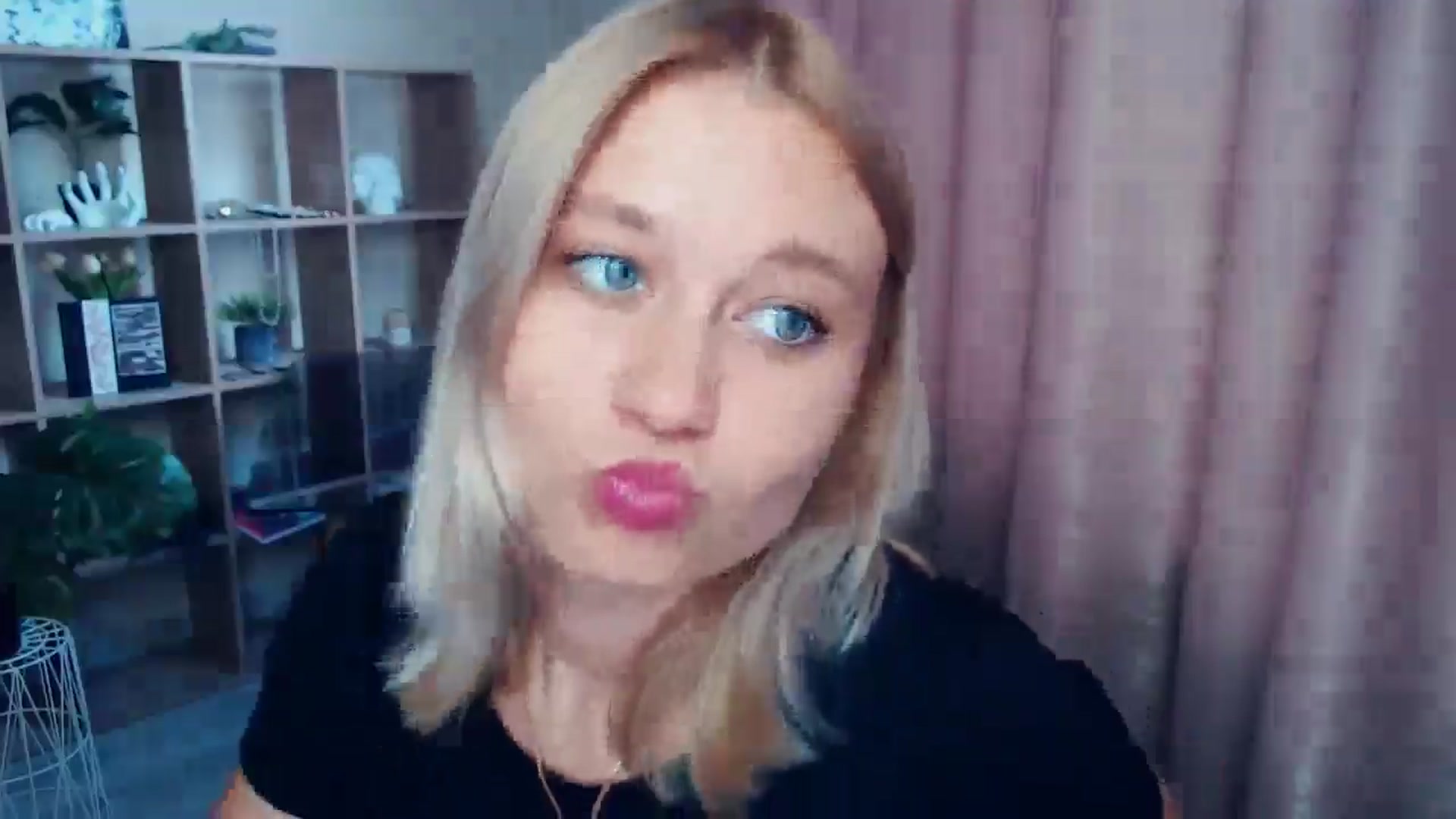 Gallery image thumbnail from Kukla_kolduna's myfreecams stream on, 07/25/2025, 16:53 image 2 of 20