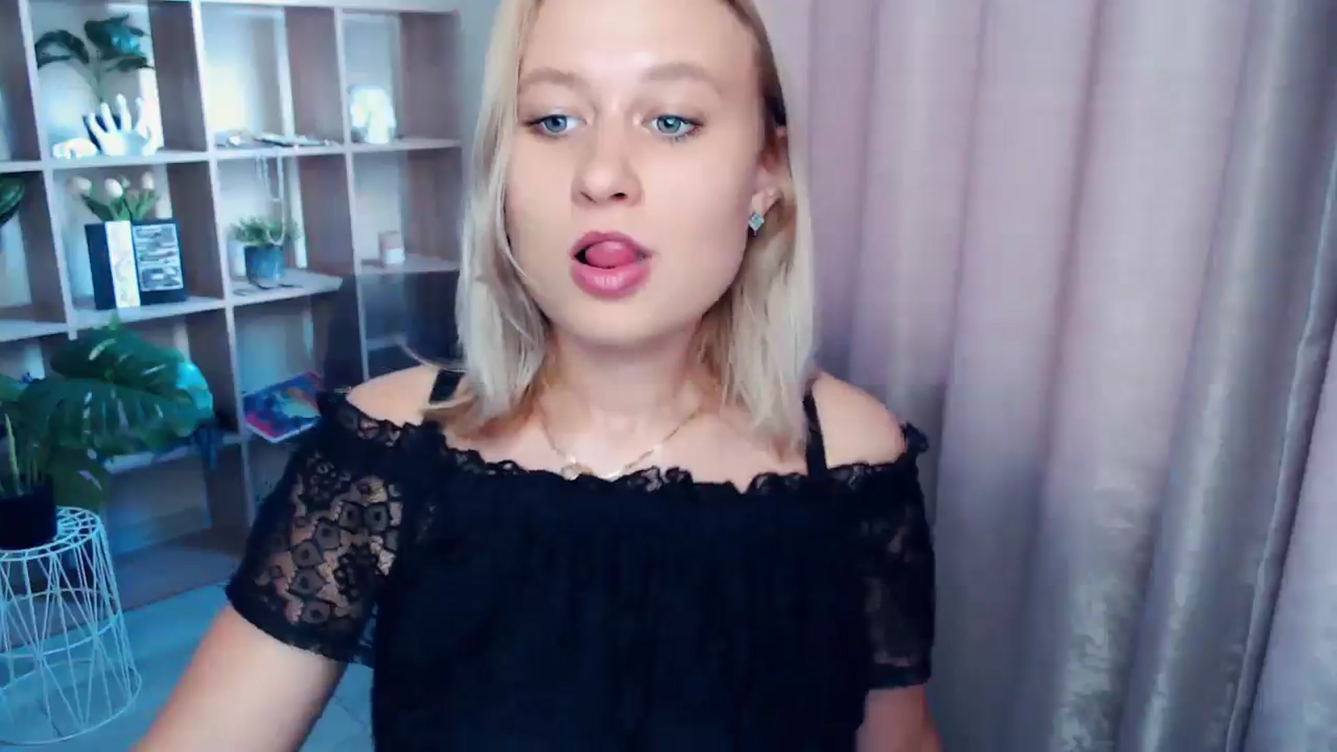 Gallery image thumbnail from Kukla_kolduna's myfreecams stream on, 07/26/2025, 17:01 image 20 of 20