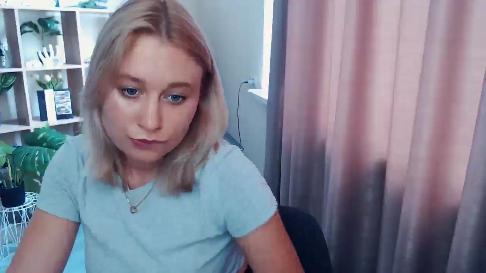 Gallery image thumbnail from Kukla_kolduna's myfreecams stream on, 07/27/2025, 10:00 image 19 of 20