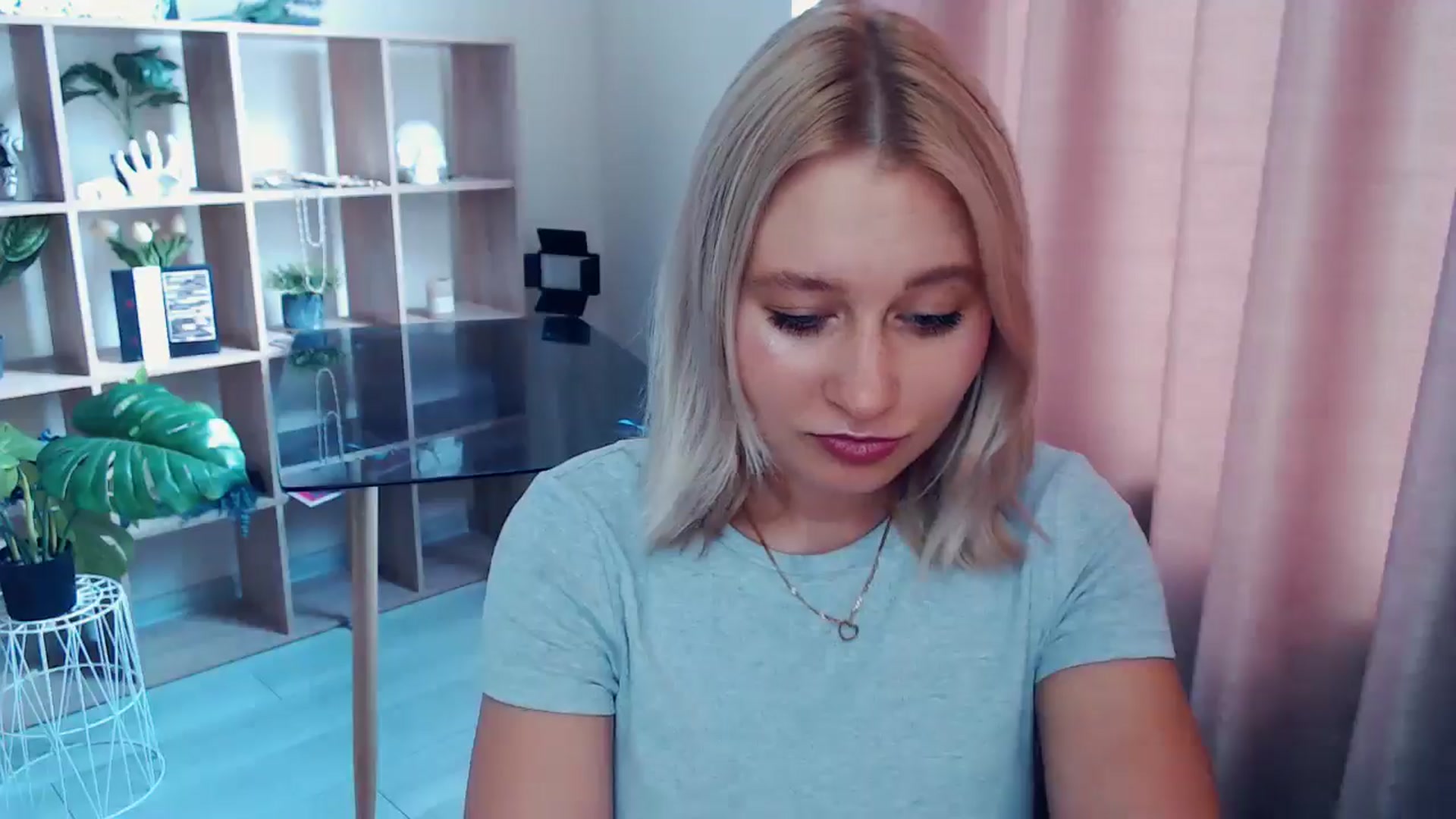 Gallery image thumbnail from Kukla_kolduna's myfreecams stream on, 07/27/2025, 10:00 image 3 of 20